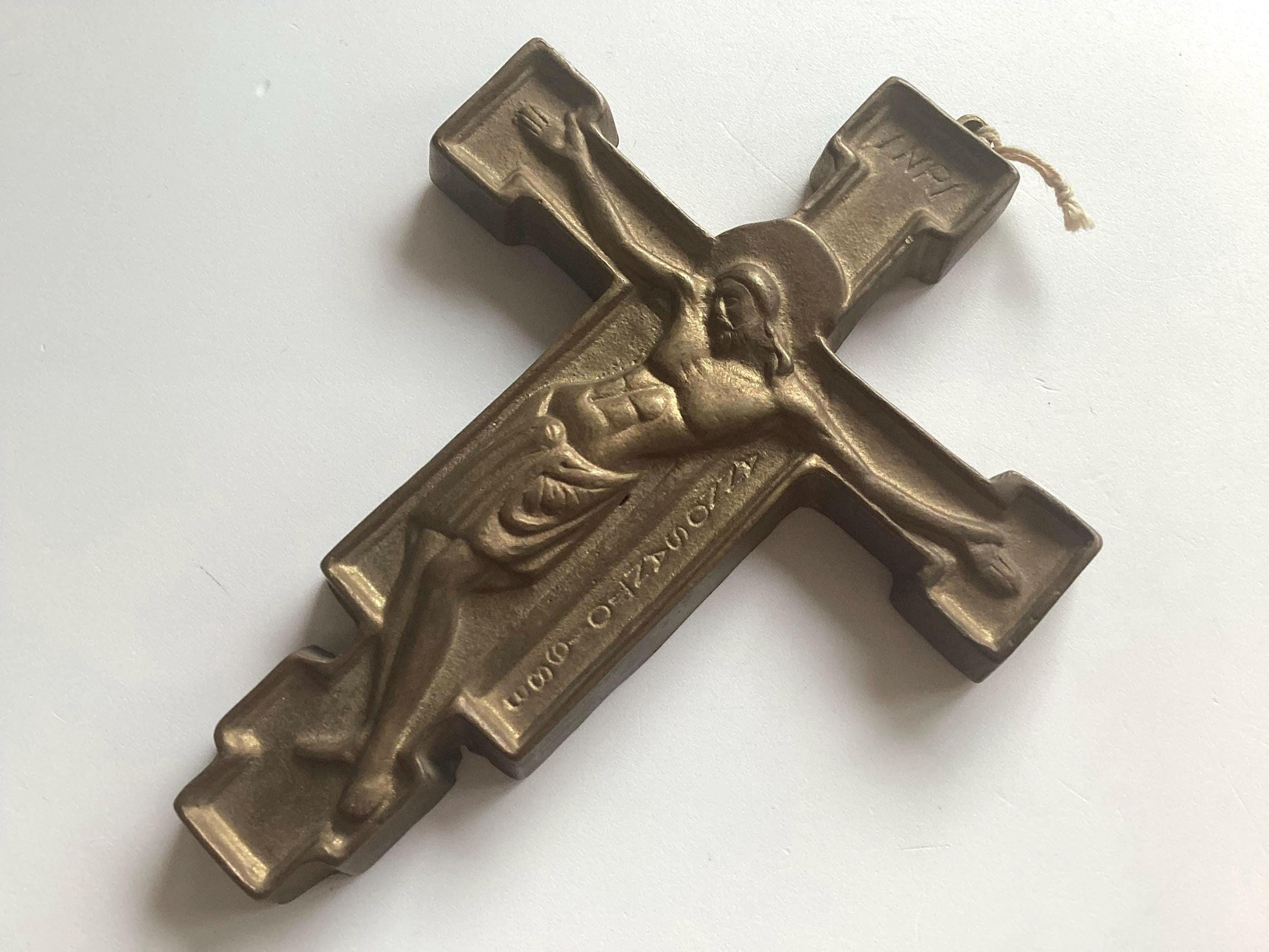 Bronze Crucifix | 1983 Jubilee of Redemption Made in Italy — photo 6 of 10