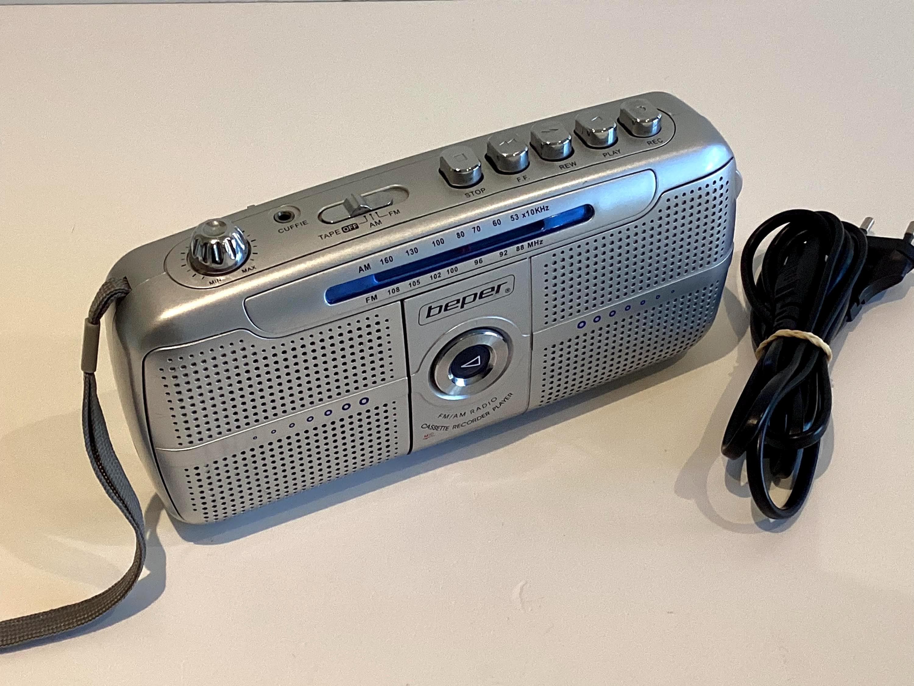 Vintage Radio Cassette | Beper EL.2021 Y2K Silver, Discontinued Italian Portable — photo 4 of 10