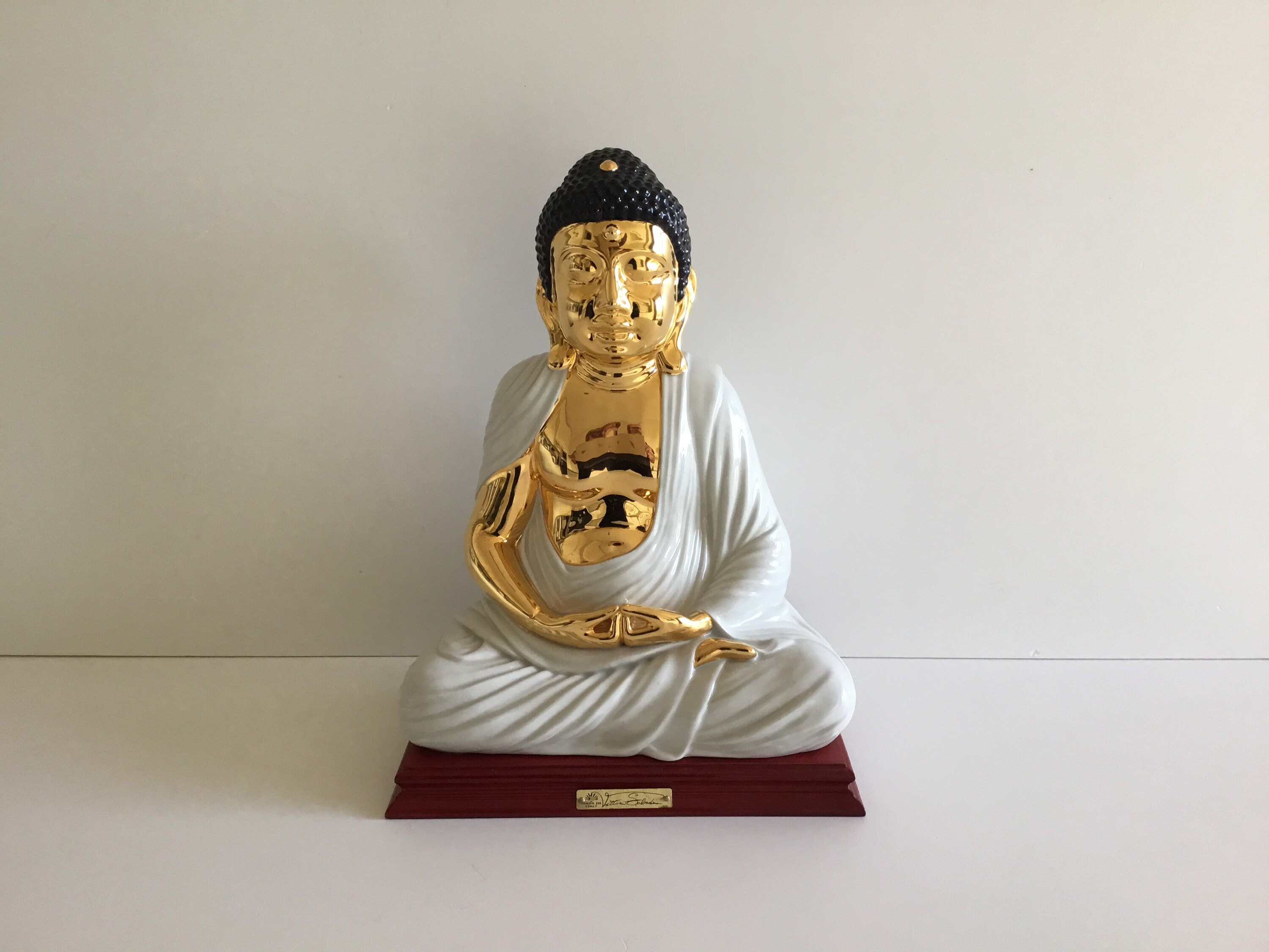 Vintage Porcelain Buddha | Vittorio Sabadin Capodimonte 1970s Italy, Gold Decorated Sculpture — photo 2 of 10
