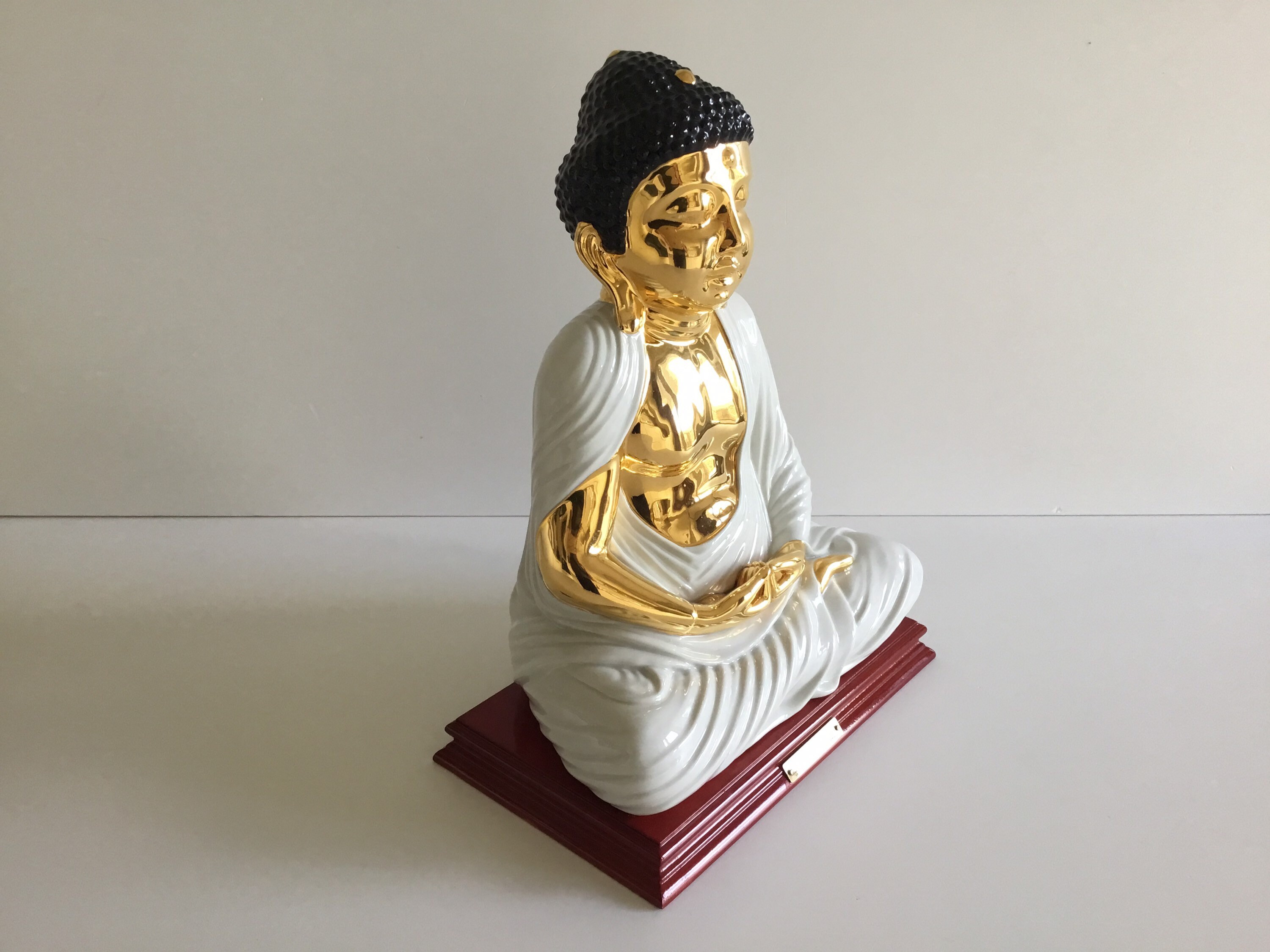 Vintage Porcelain Buddha | Vittorio Sabadin Capodimonte 1970s Italy, Gold Decorated Sculpture — photo 3 of 10