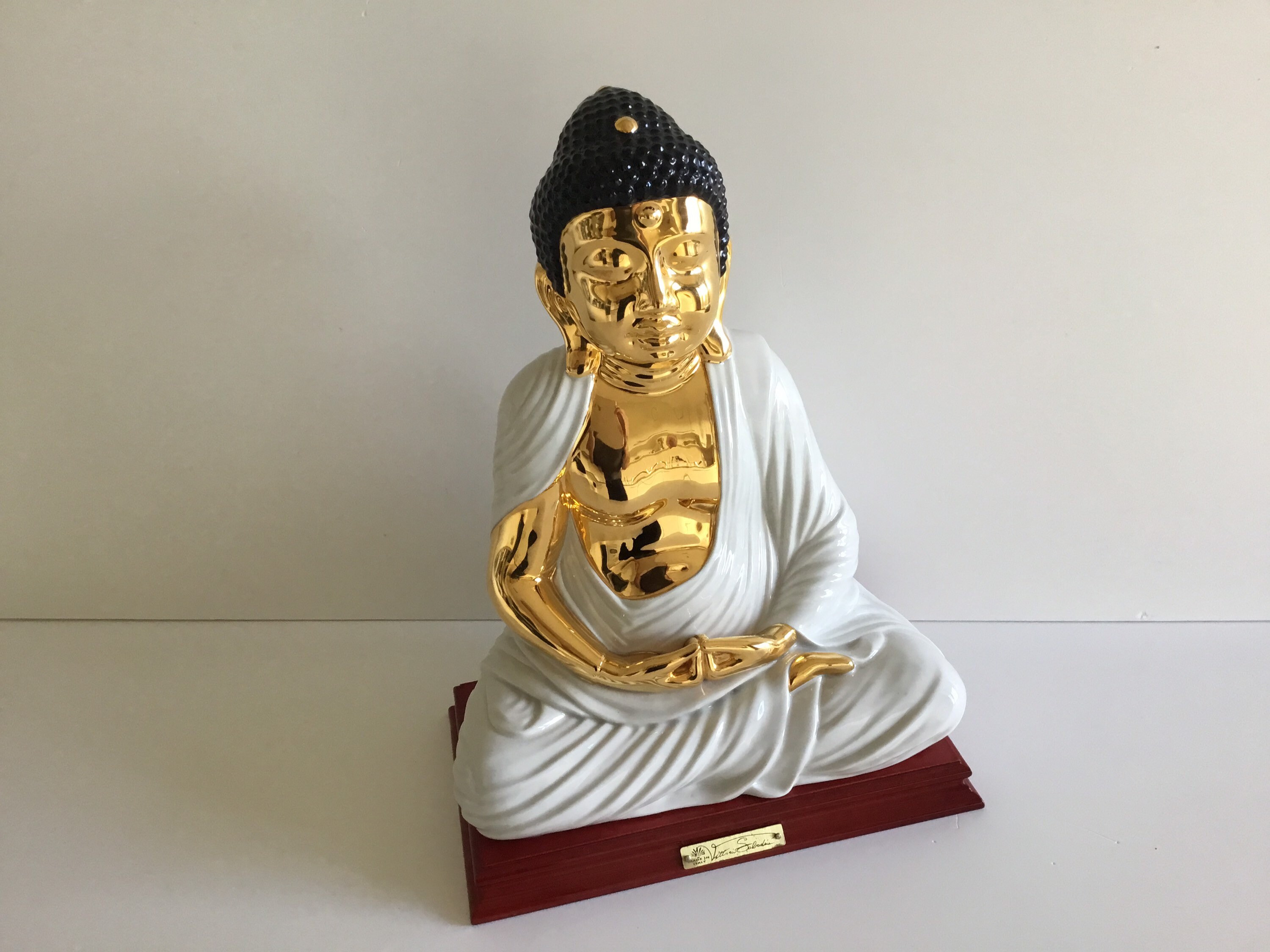 Vintage Porcelain Buddha | Vittorio Sabadin Capodimonte 1970s Italy, Gold Decorated Sculpture — photo 7 of 10