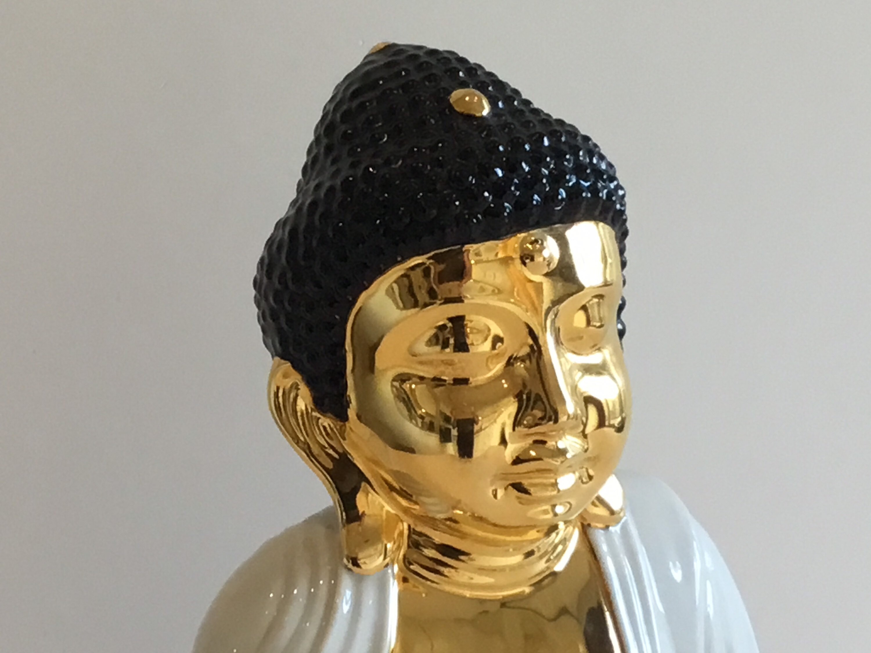 Vintage Porcelain Buddha | Vittorio Sabadin Capodimonte 1970s Italy, Gold Decorated Sculpture — photo 8 of 10