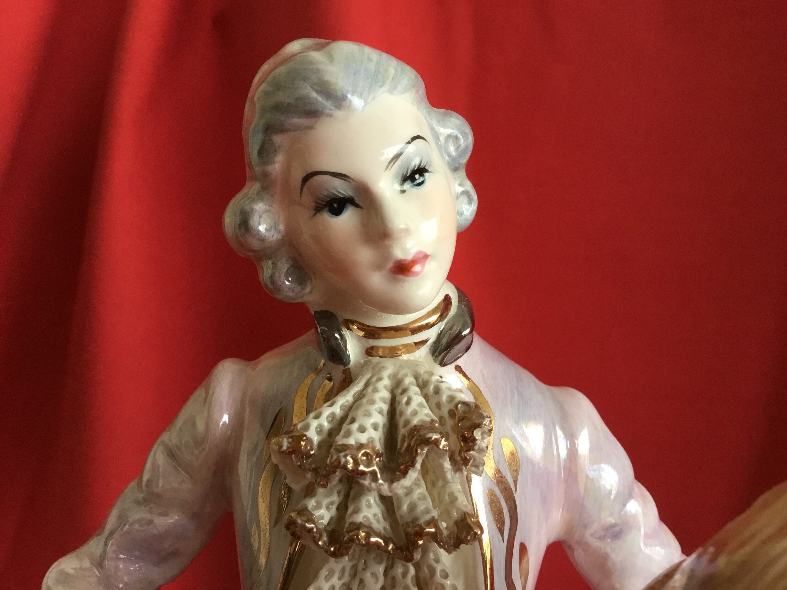 Vintage Porcelain Figurine | 1940s Sphinx Holland, Iridescent Courtiers Couple Gold Details — photo 8 of 11