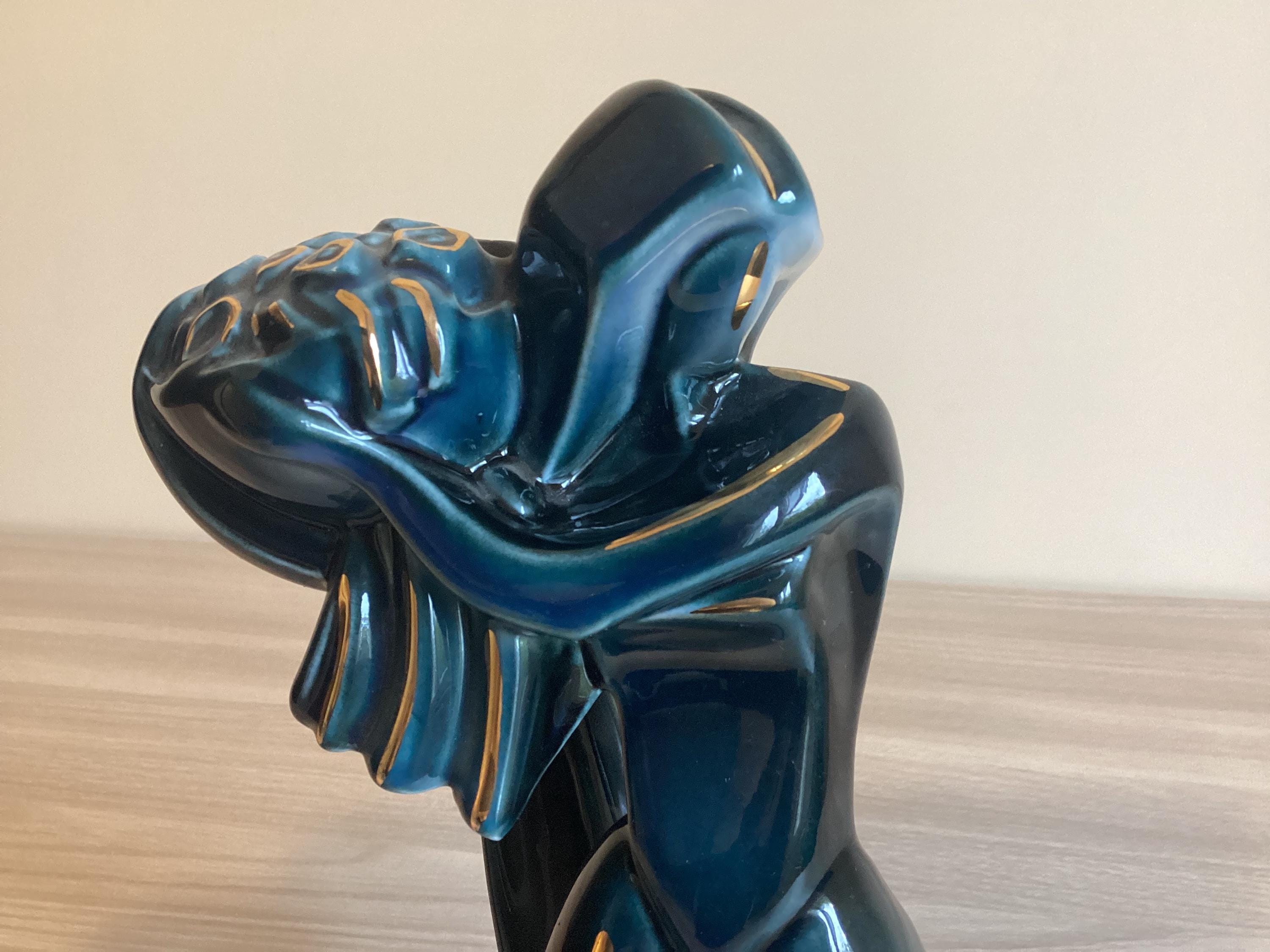 Vintage Porcelain Sculpture | 1980s Apulum Romania, Hand Made Green Modernist Figurine — photo 5 of 9