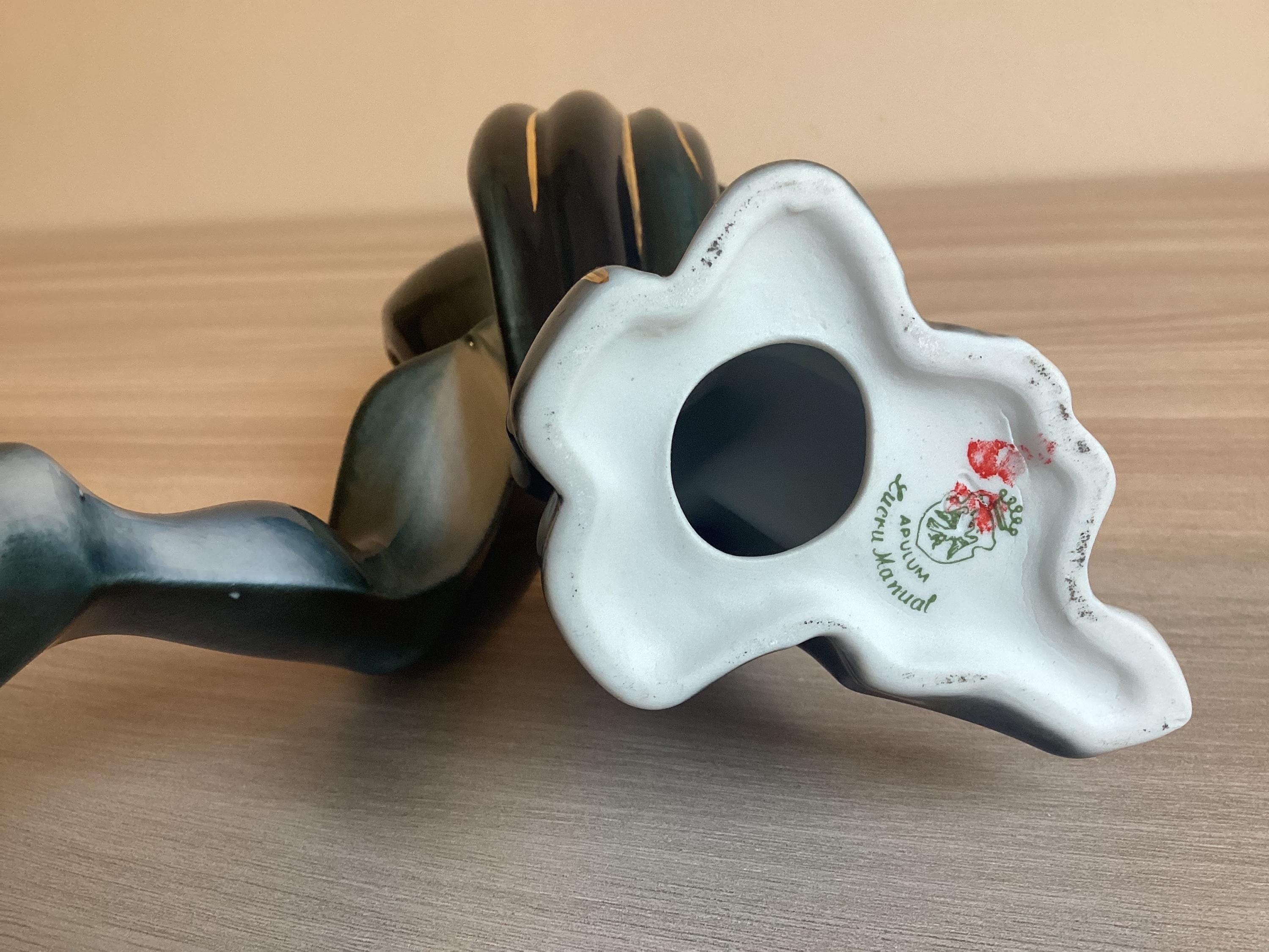 Vintage Porcelain Sculpture | 1980s Apulum Romania, Hand Made Green Modernist Figurine — photo 9 of 9
