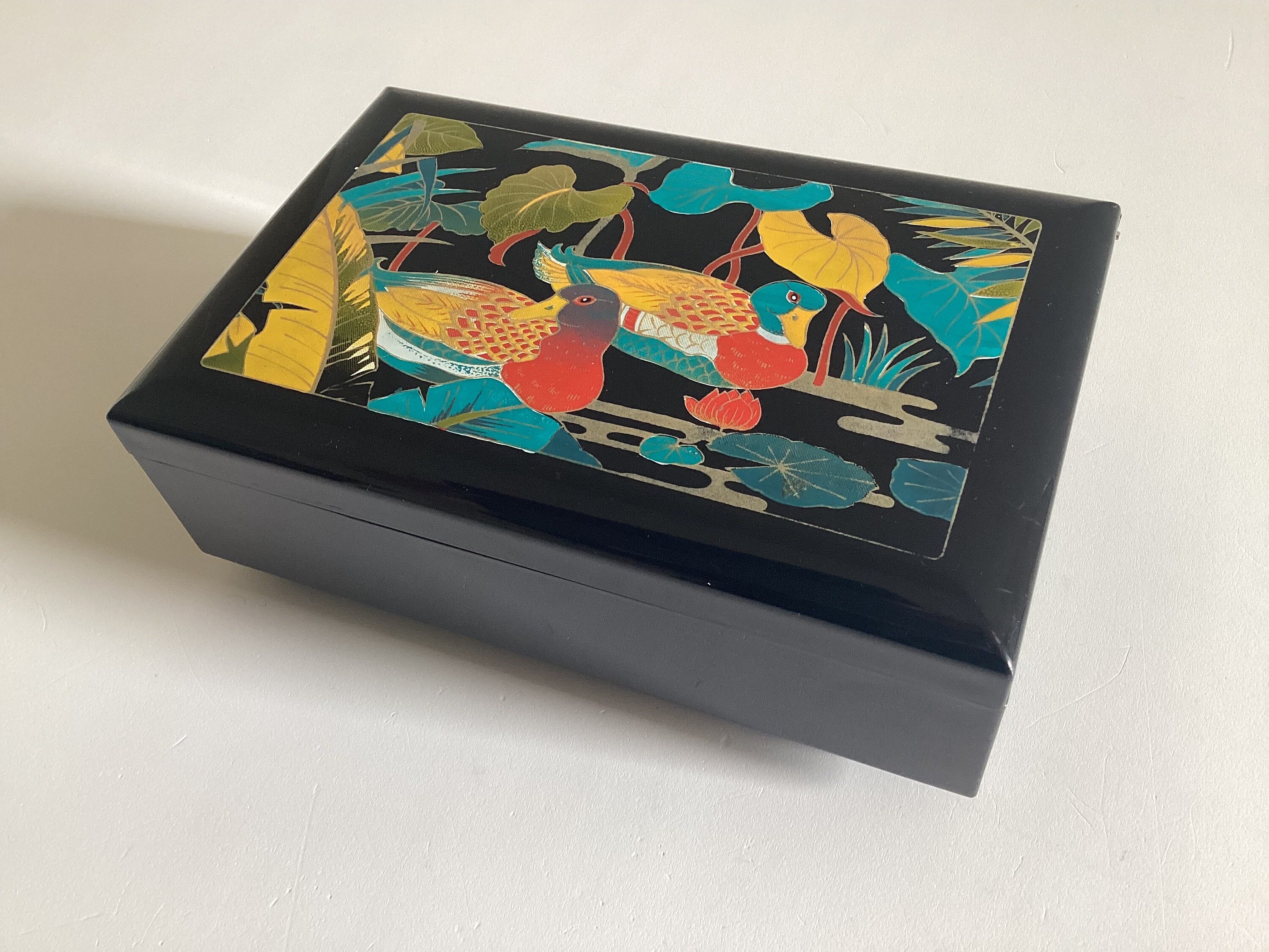 Vintage Music Box – Rare 1960s Japanese Jewelry Box with Mirror — photo 4 of 8
