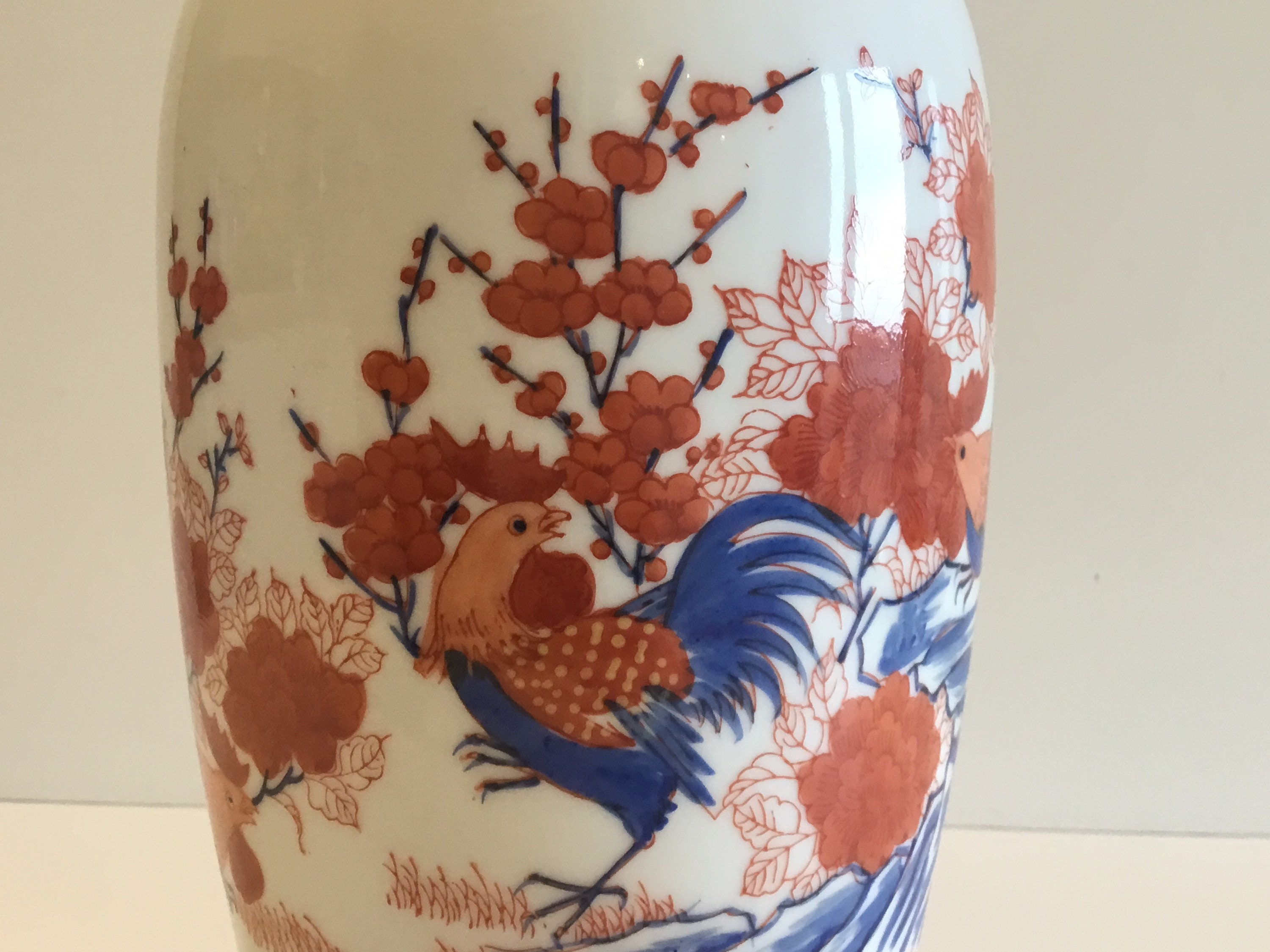 Porcelain Vase | Hand-Painted Rooster & Floral Motif (1970s) Wei Cheng  Made in China — photo 7 of 9