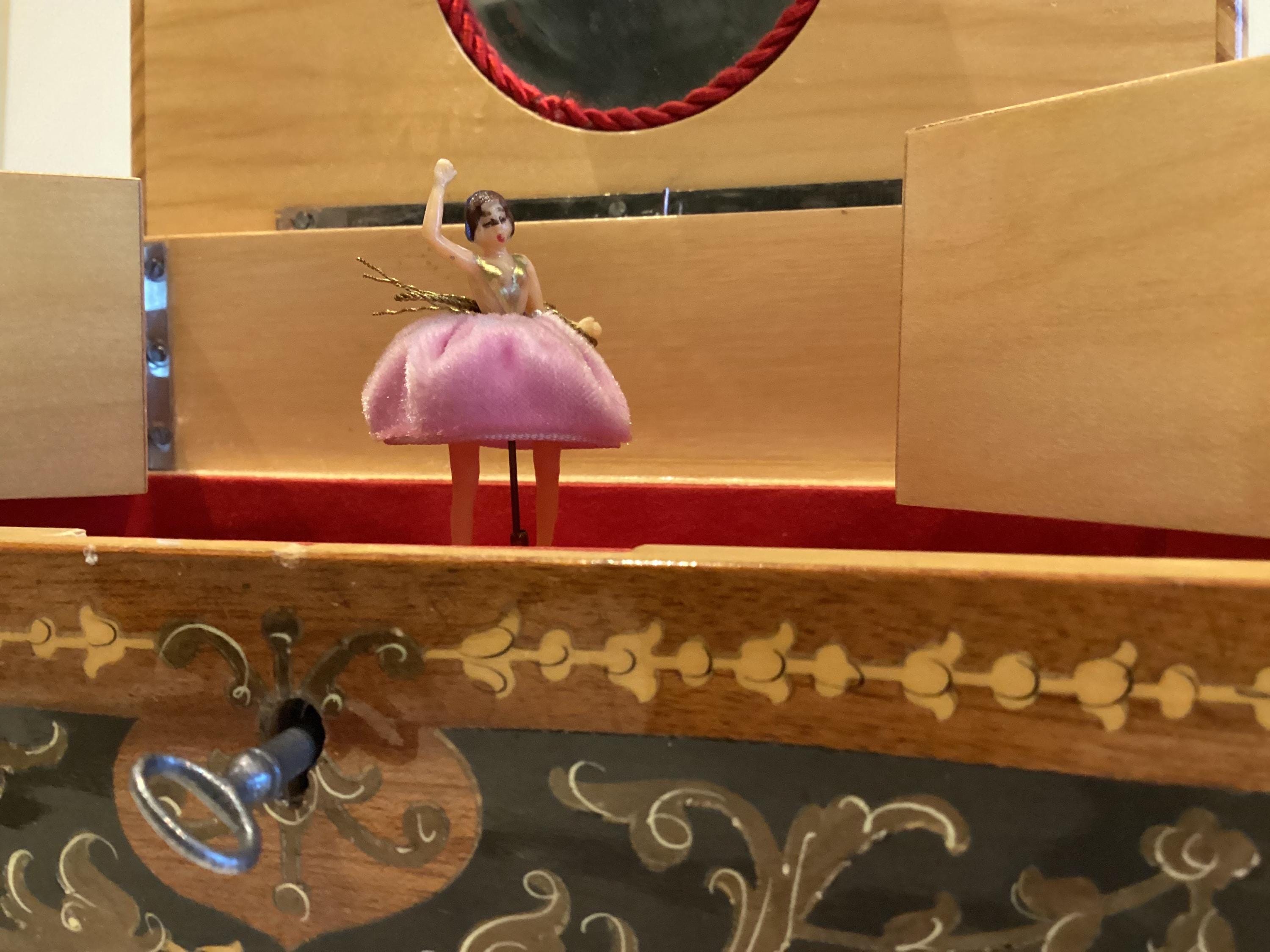 Vintage Music Box (1950s) Reuge Swiss Movement, Sorrento Italian Inlaid Wood, Ballerina Automaton, — photo 6 of 10