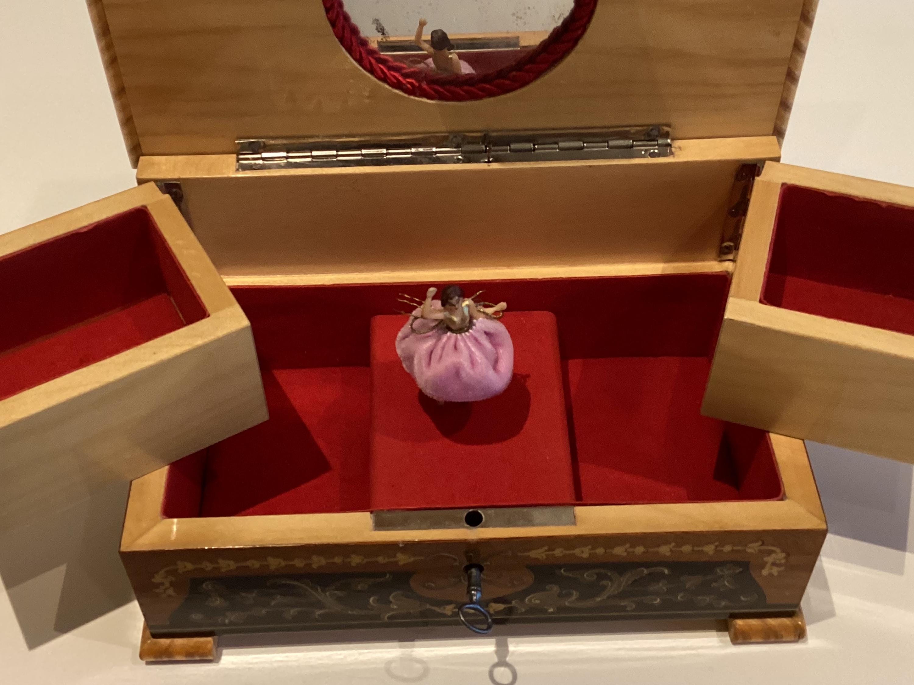 Vintage Music Box (1950s) Reuge Swiss Movement, Sorrento Italian Inlaid Wood, Ballerina Automaton, — photo 9 of 10