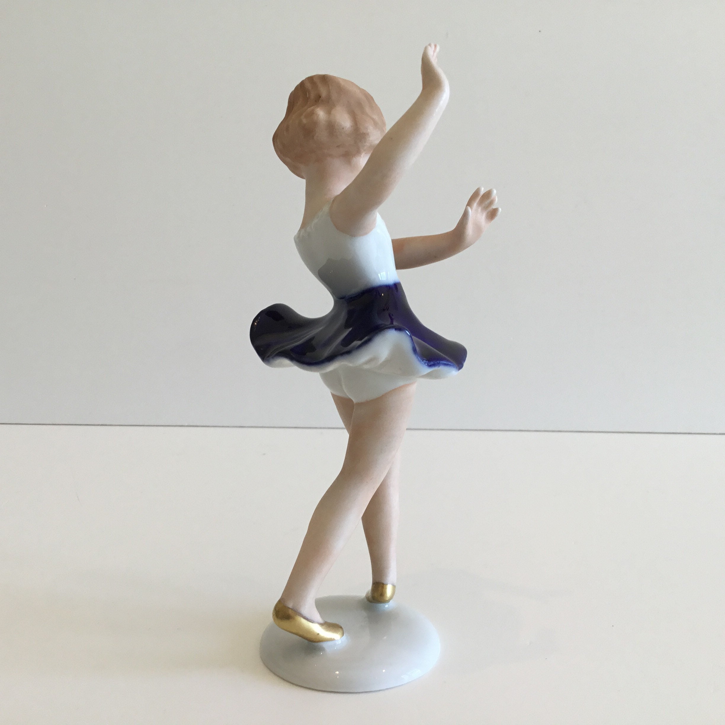 Vintage Porcelain | Wallendorf German Ballerina, 1960s Cobalt Blue Skirt Rare — photo 6 of 9