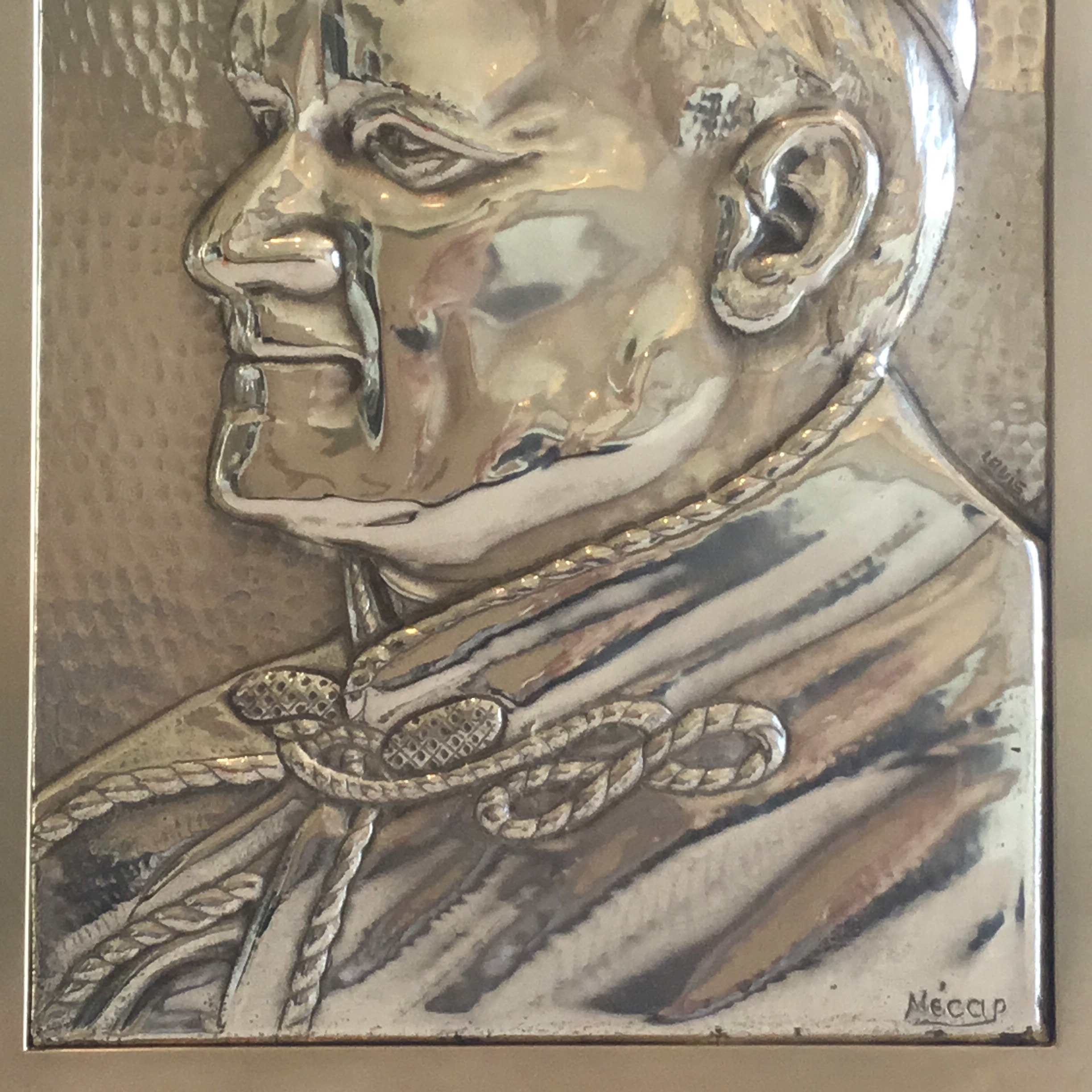 Rare Bas-Relief (Joannes Paul ll) Signed Louis A. — photo 5 of 8