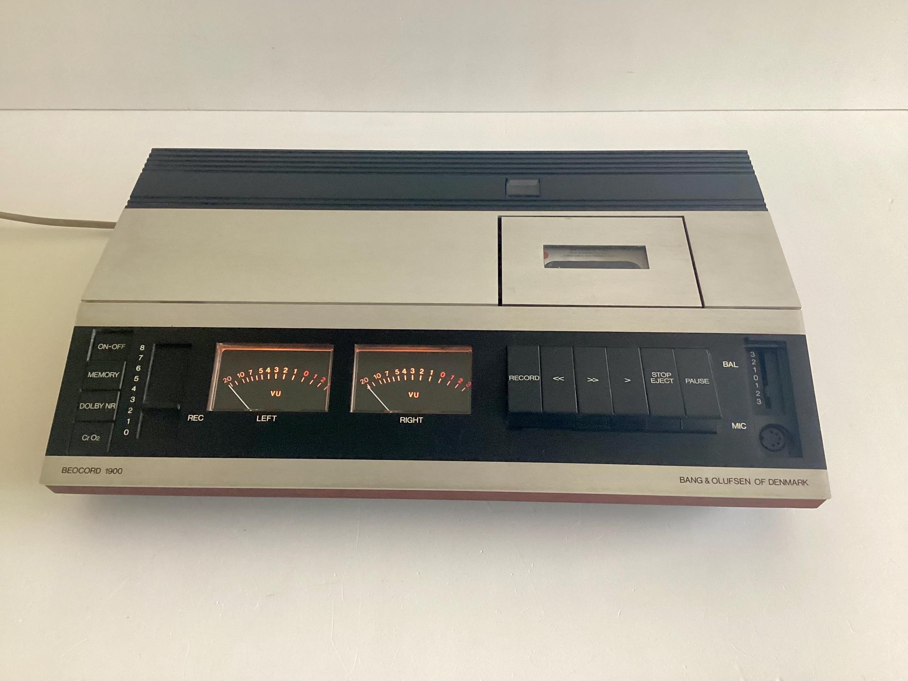 Vintage Cassette Deck Bang & Olufsen Beocord 1900 – Danish Design Stereo Recorder - Working — photo 4 of 10
