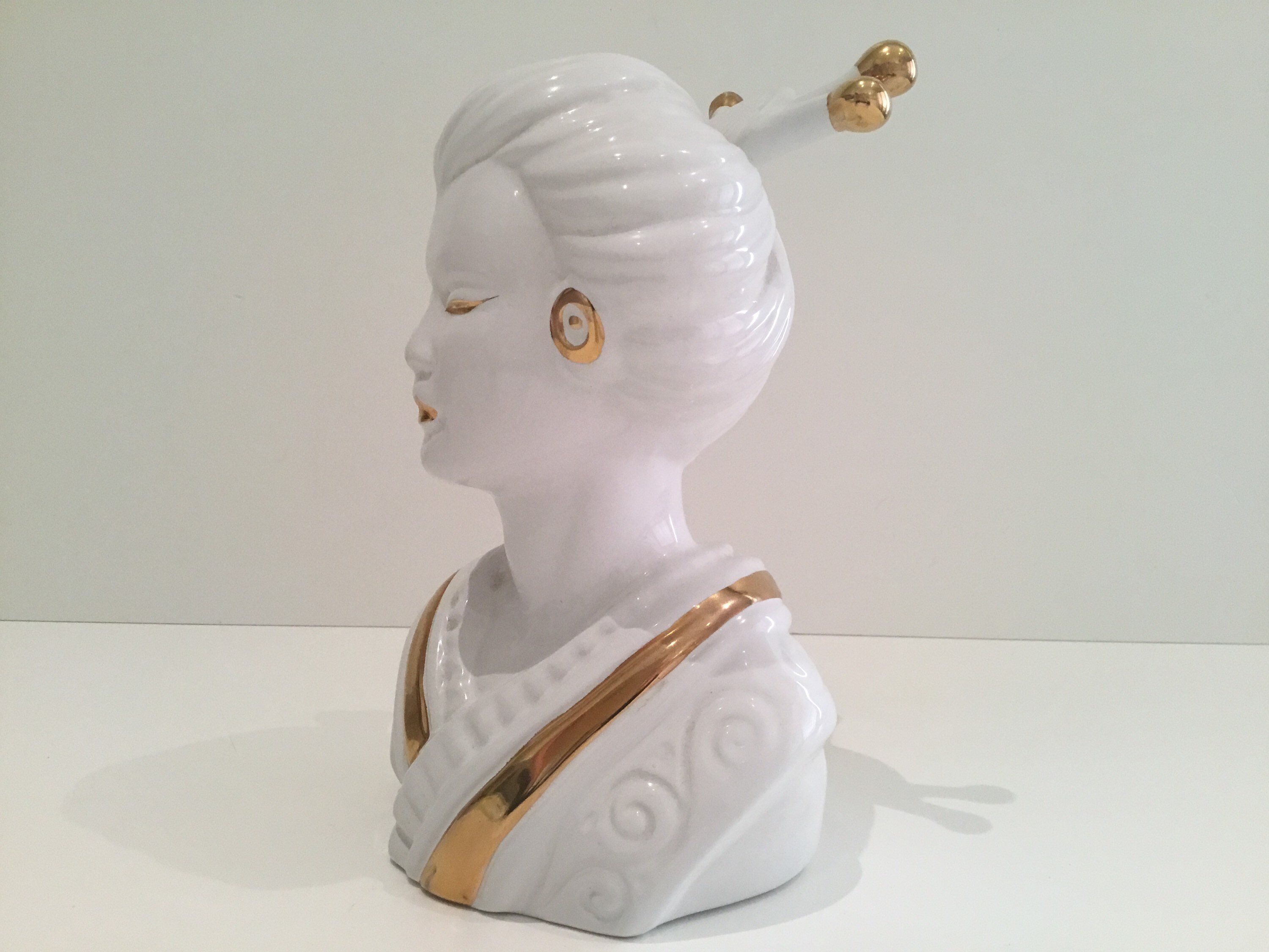 Porcelain Figurine – Rare Exotic Hand-Painted Collectible, Portugal 1970s — photo 6 of 9