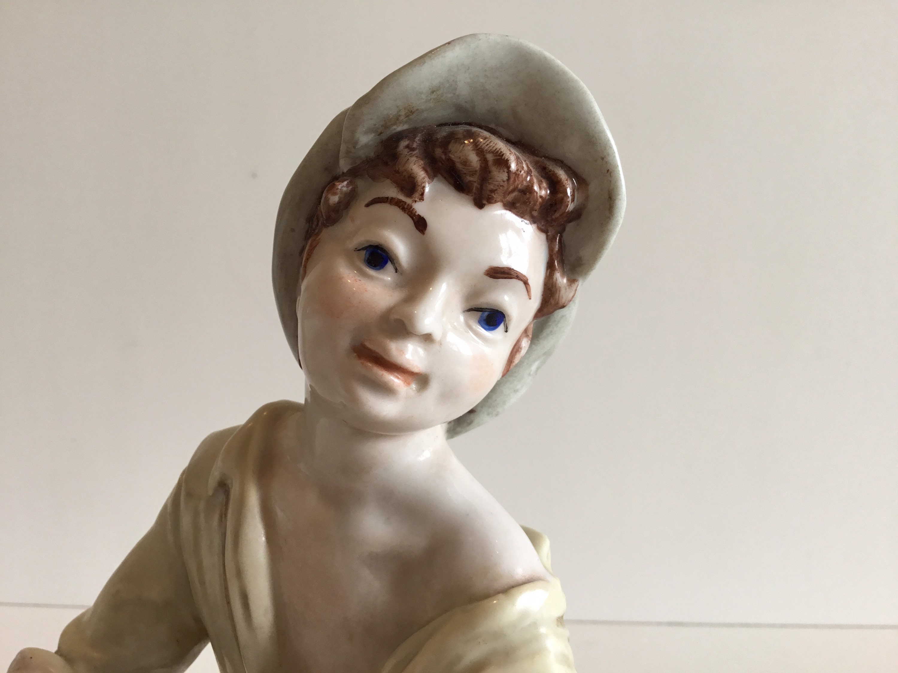 Vintage Porcelain Figurine | Sureda Spain 1960s, Hand Painted Collectible Sculpture — photo 9 of 10