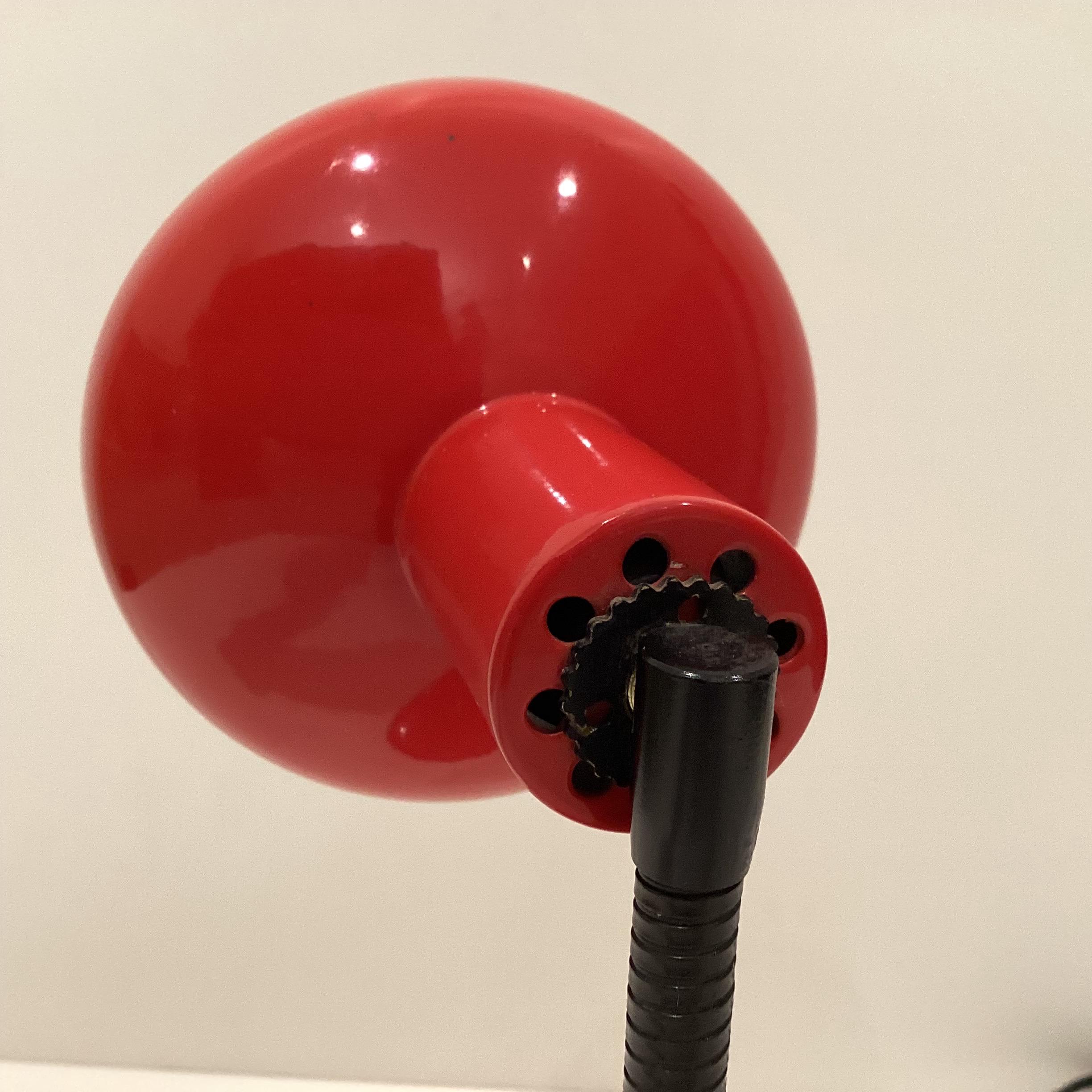 Vintage Desk Lamp | Veneta Lumi Italy 1970s, Flexible Tube Painted Aluminum Design — photo 5 of 8