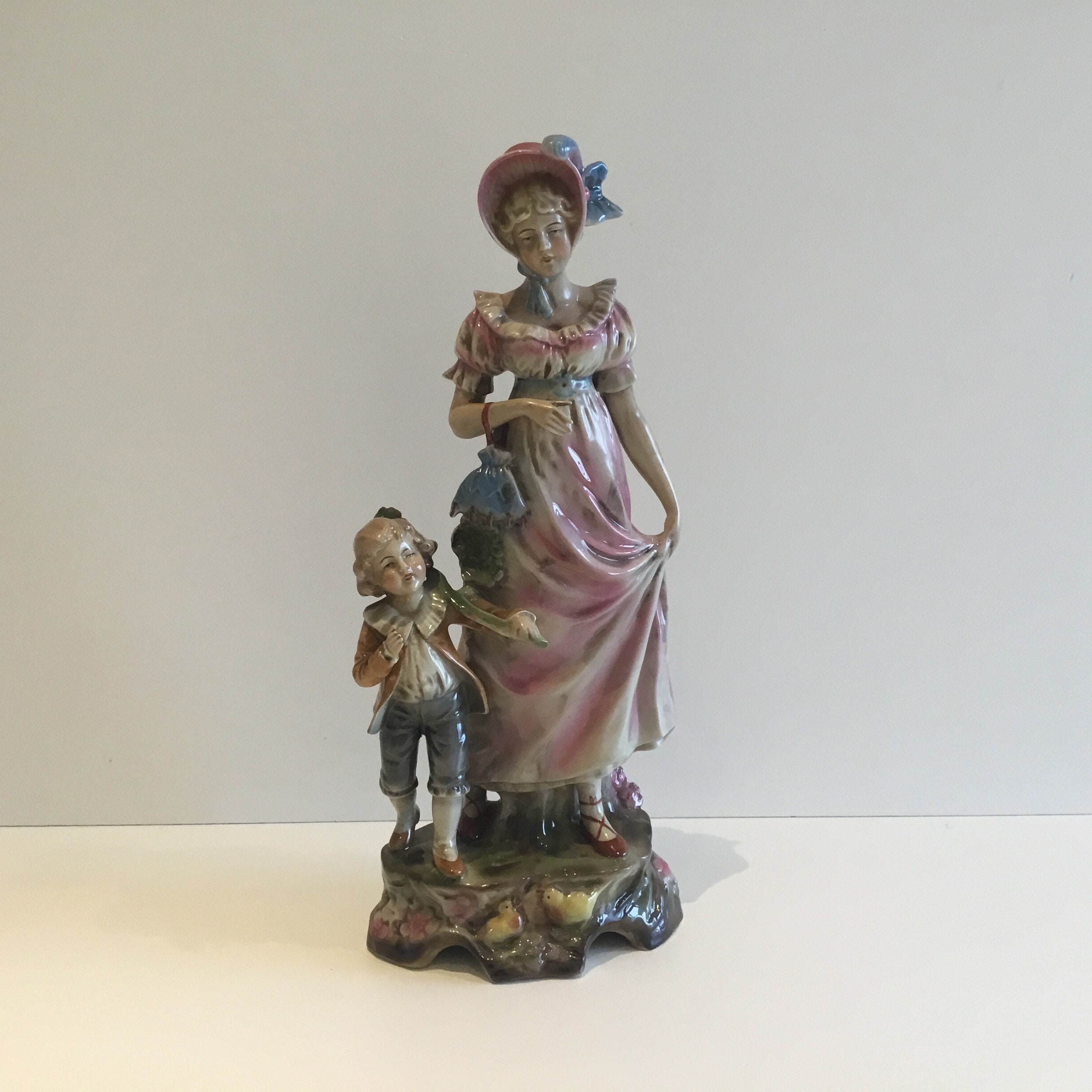 Porcelain Sculpture | V.E.B. Lippelsdorf 1950s Germany, Hand Painted Figurine 11857 — photo 2 of 11