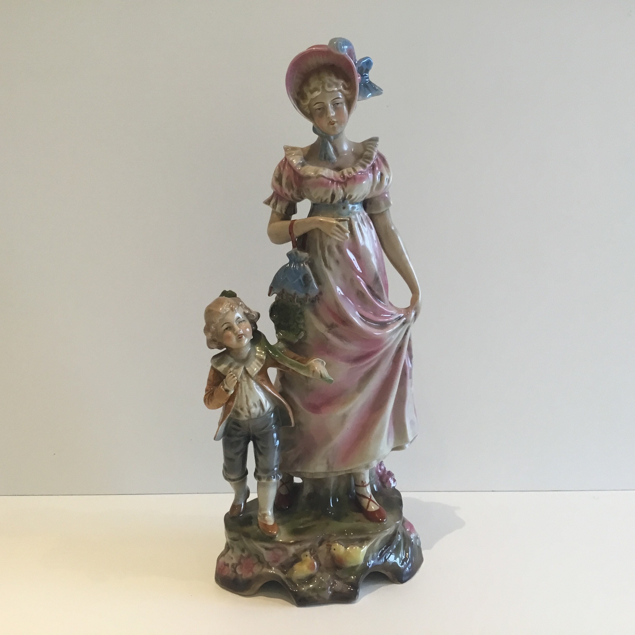 Porcelain Sculpture | V.E.B. Lippelsdorf 1950s Germany, Hand Painted Figurine 11857 — photo 3 of 11
