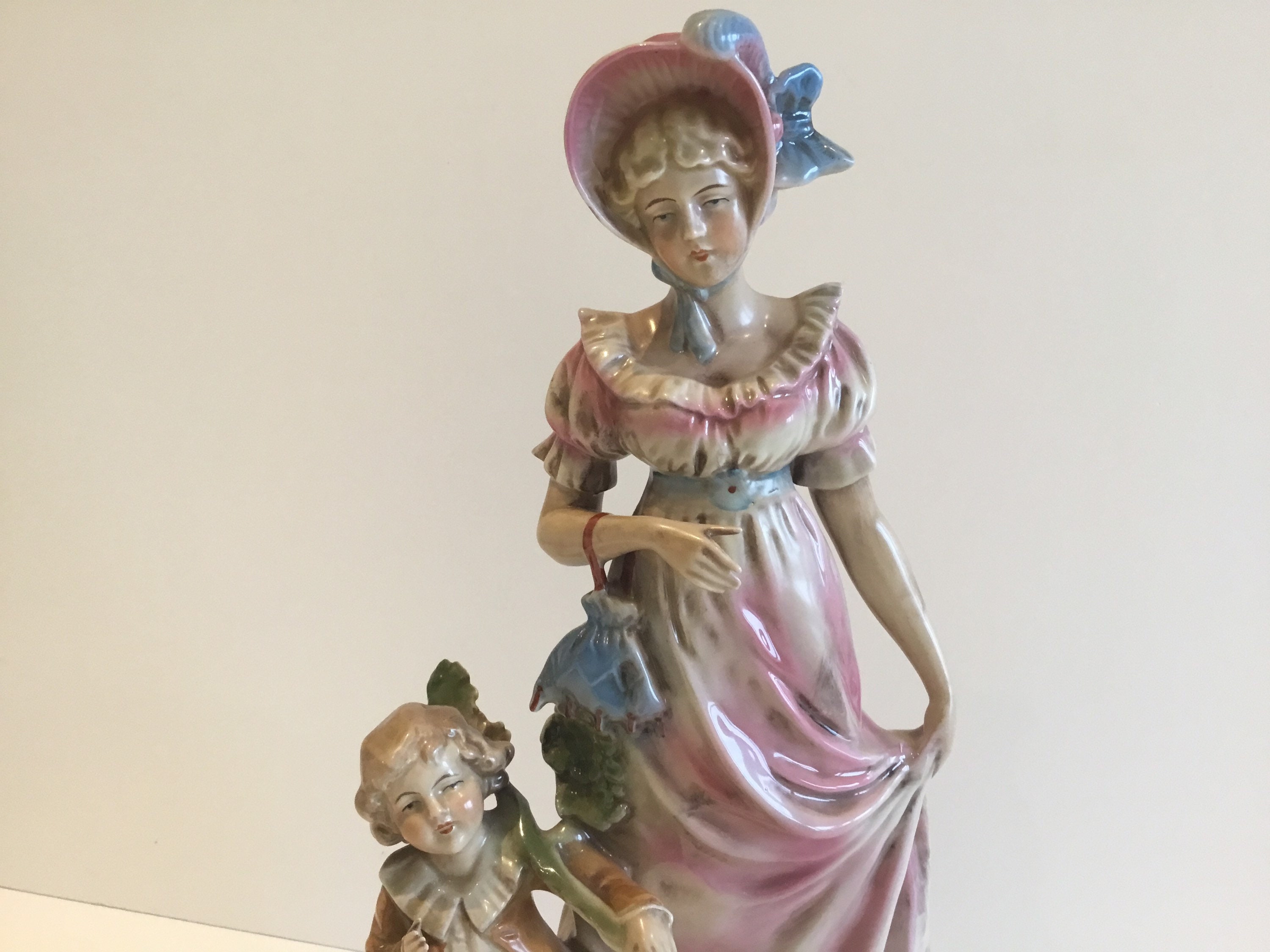 Porcelain Sculpture | V.E.B. Lippelsdorf 1950s Germany, Hand Painted Figurine 11857 — photo 4 of 11