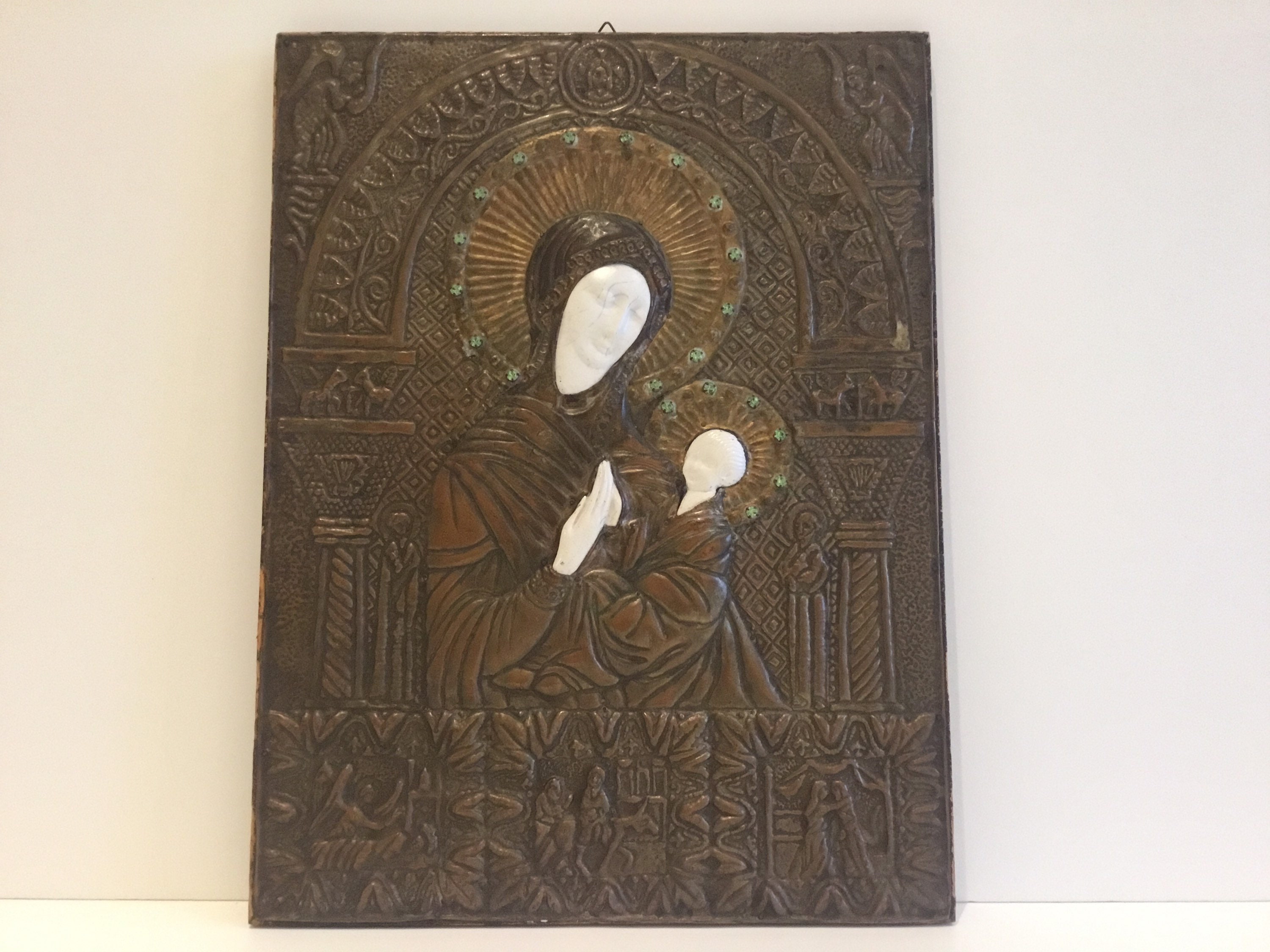 Antique Icon | 1900s Saint Mary and Child, Copper Bas-Relief Enamel & Crystal Rare — photo 3 of 7