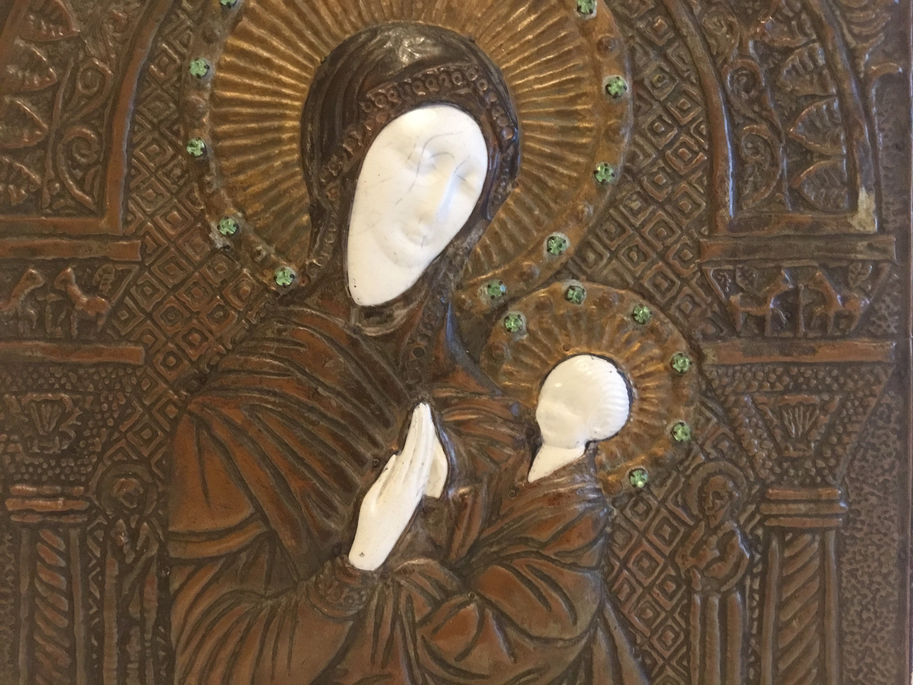 Antique Icon | 1900s Saint Mary and Child, Copper Bas-Relief Enamel & Crystal Rare — photo 4 of 7