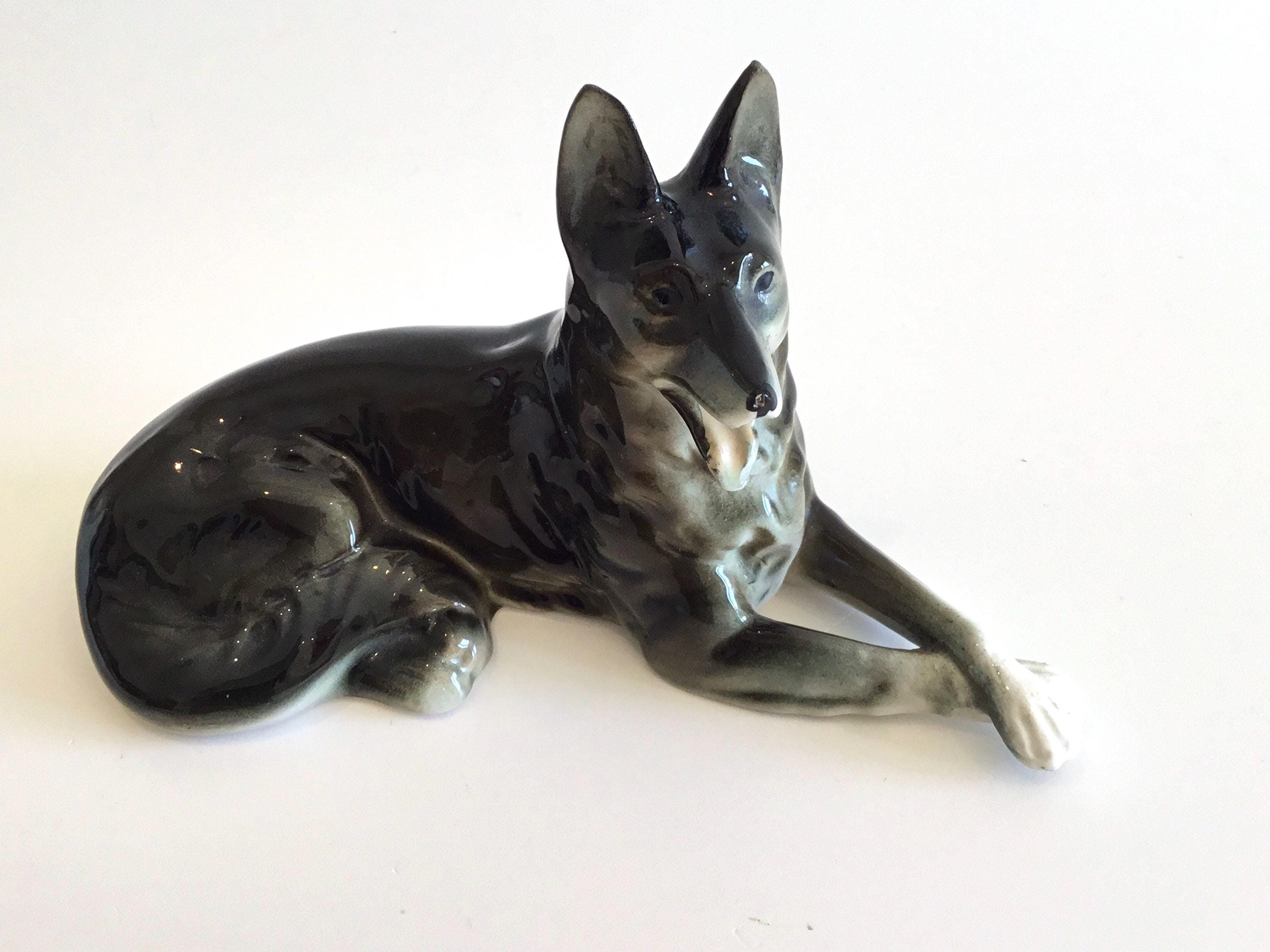 Vintage Porcelain | German Shepherd Figurine 1950s West Germany, Cortendorf Style Lying Dog — photo 5 of 11