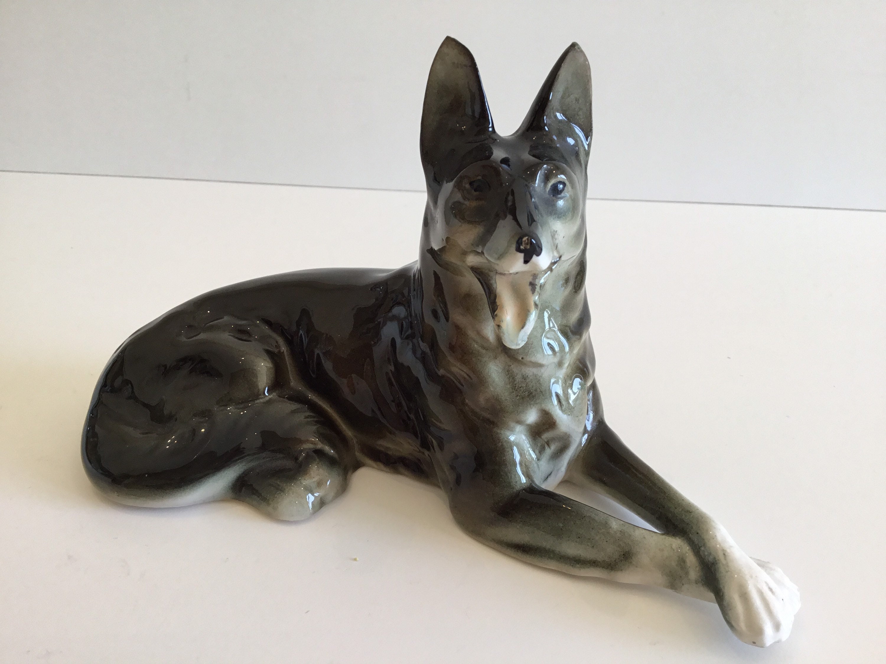 Vintage Porcelain | German Shepherd Figurine 1950s West Germany, Cortendorf Style Lying Dog — photo 9 of 11