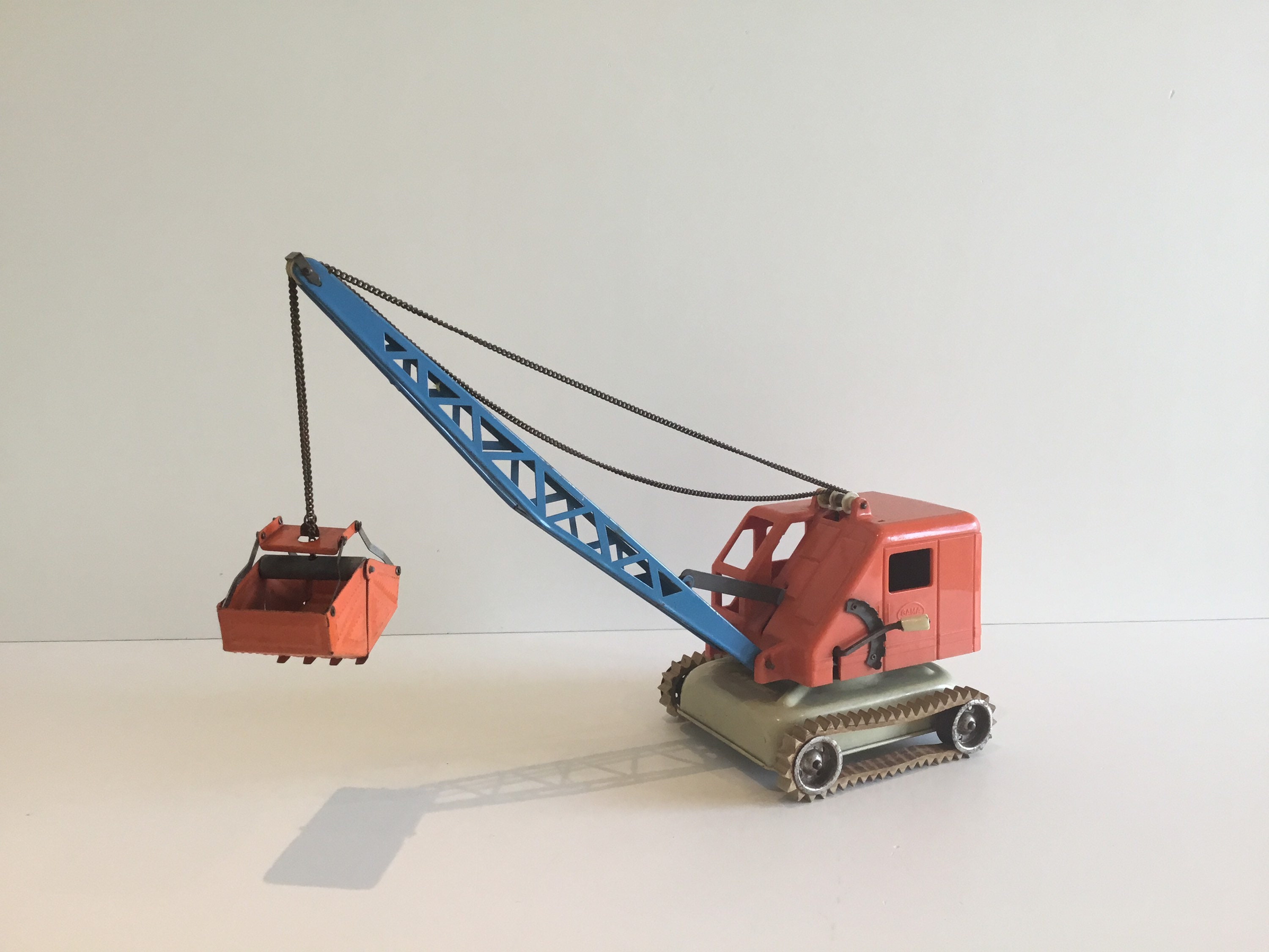 Vintage Toy Crane | Gama Germany 1950s  Pressed Steel And Plastic, Working — photo 2 of 11