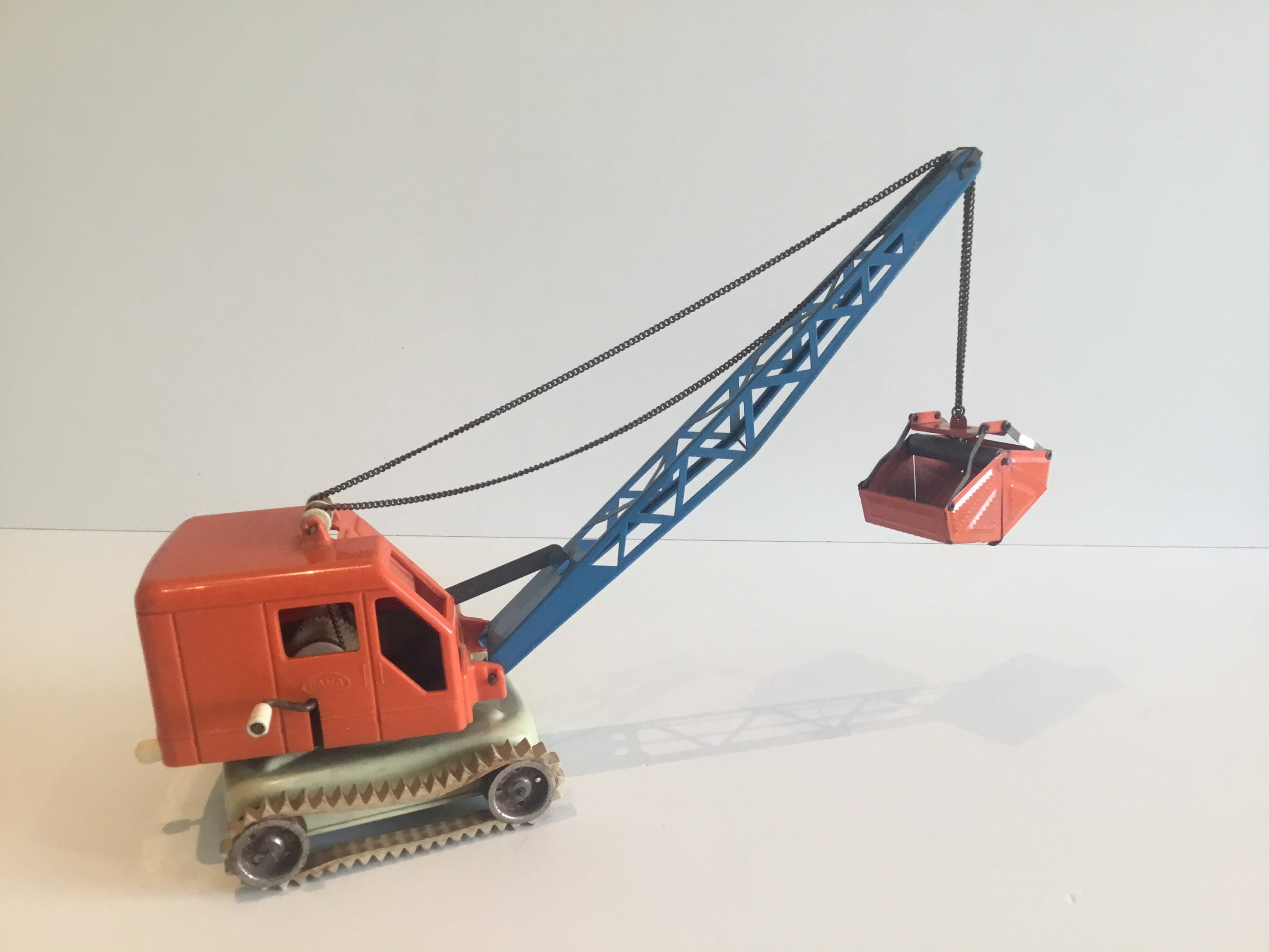 Vintage Toy Crane | Gama Germany 1950s  Pressed Steel And Plastic, Working — photo 3 of 11