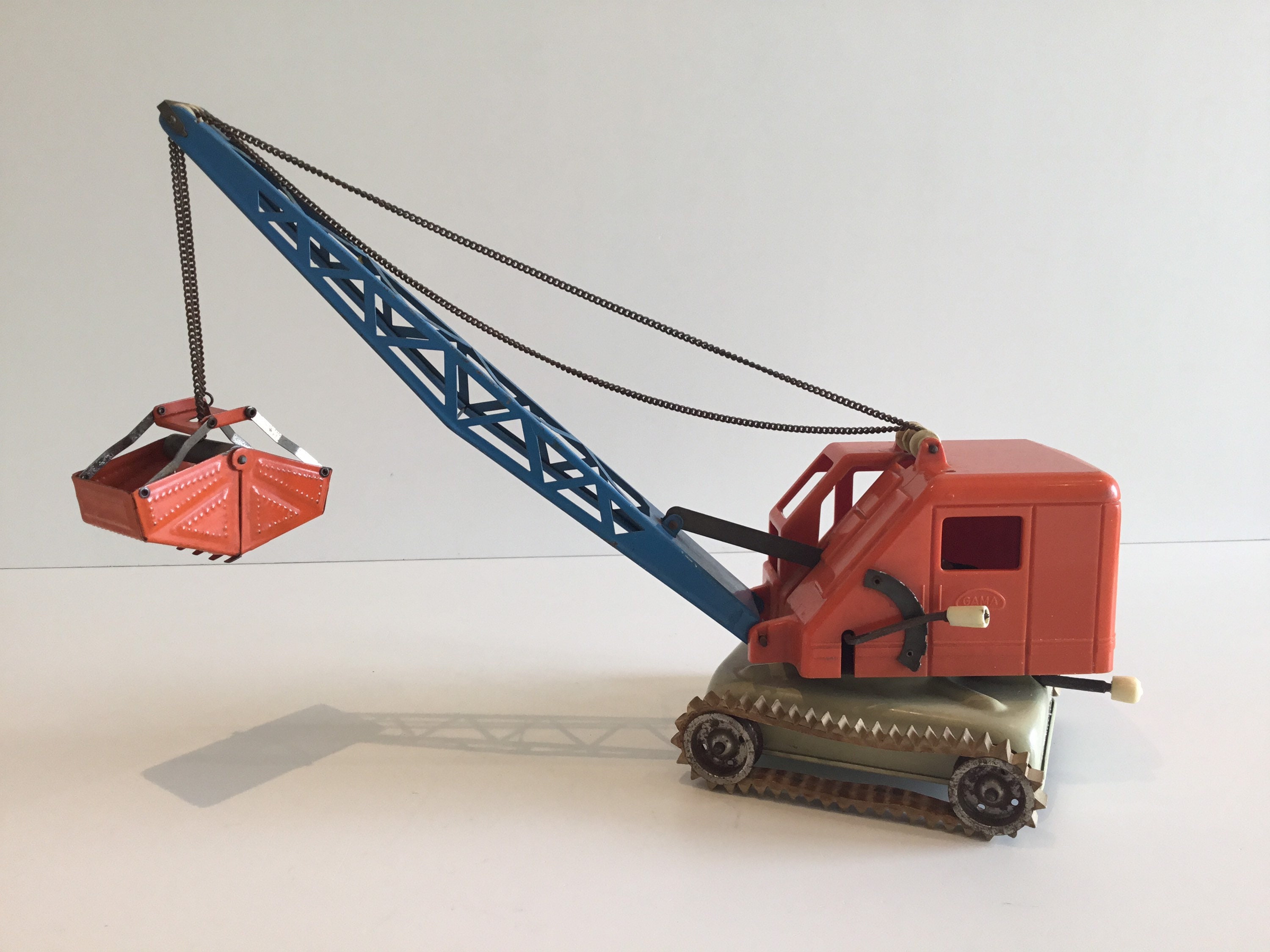 Vintage Toy Crane | Gama Germany 1950s  Pressed Steel And Plastic, Working — photo 5 of 11