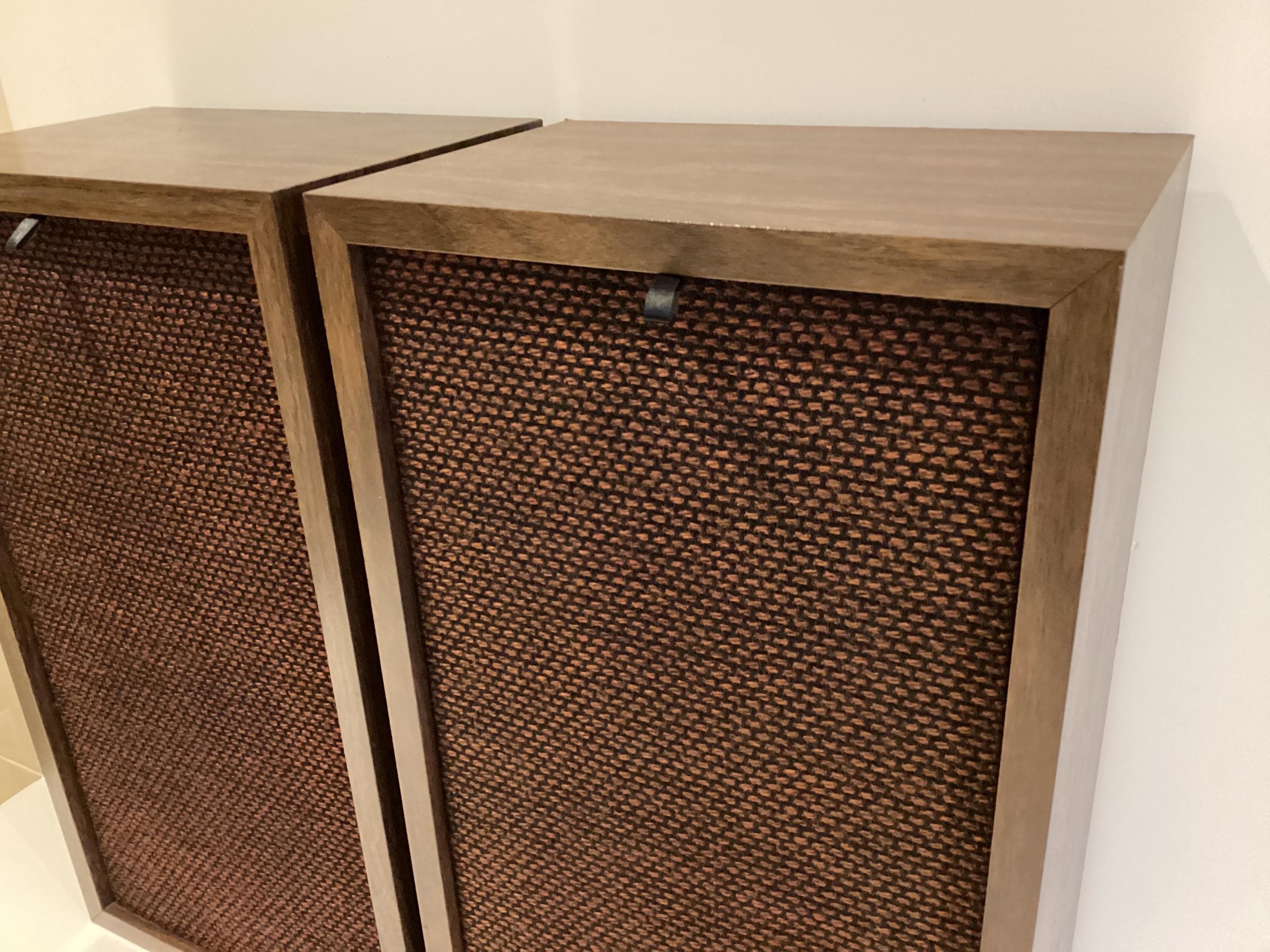 Vintage Speakers Maximus Sound Corporation (1970s), Rare American Wooden Cabinets, 2-Way Hi-Fi — photo 10 of 11