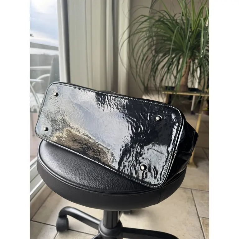 Sandro Vicari - Women Patent Leather Tote — photo 4 of 7