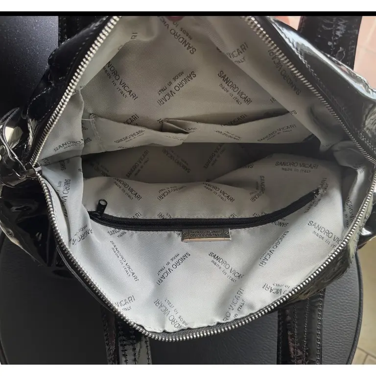 Sandro Vicari - Women Patent Leather Tote — photo 6 of 7