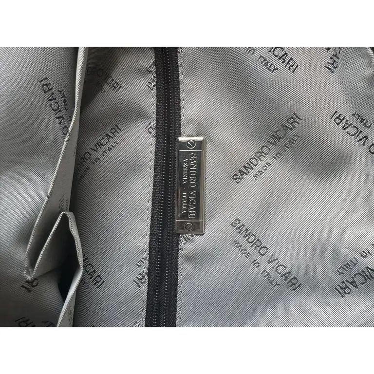 Sandro Vicari - Women Patent Leather Tote — photo 7 of 7