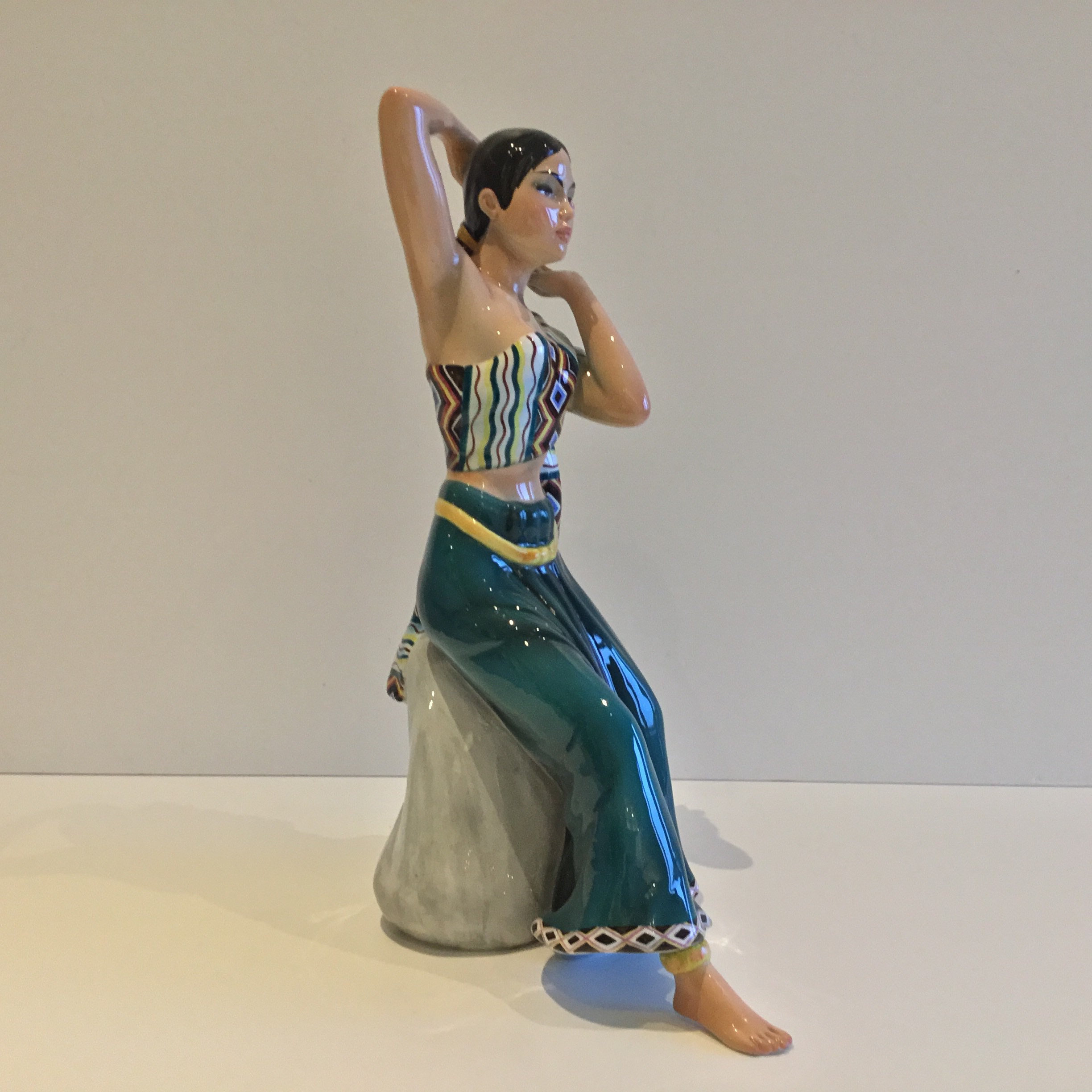 Vintage Porcelain | Ronzan 1950s Lenci School Italian Figurine Hand-Painted Sculpture — photo 5 of 11