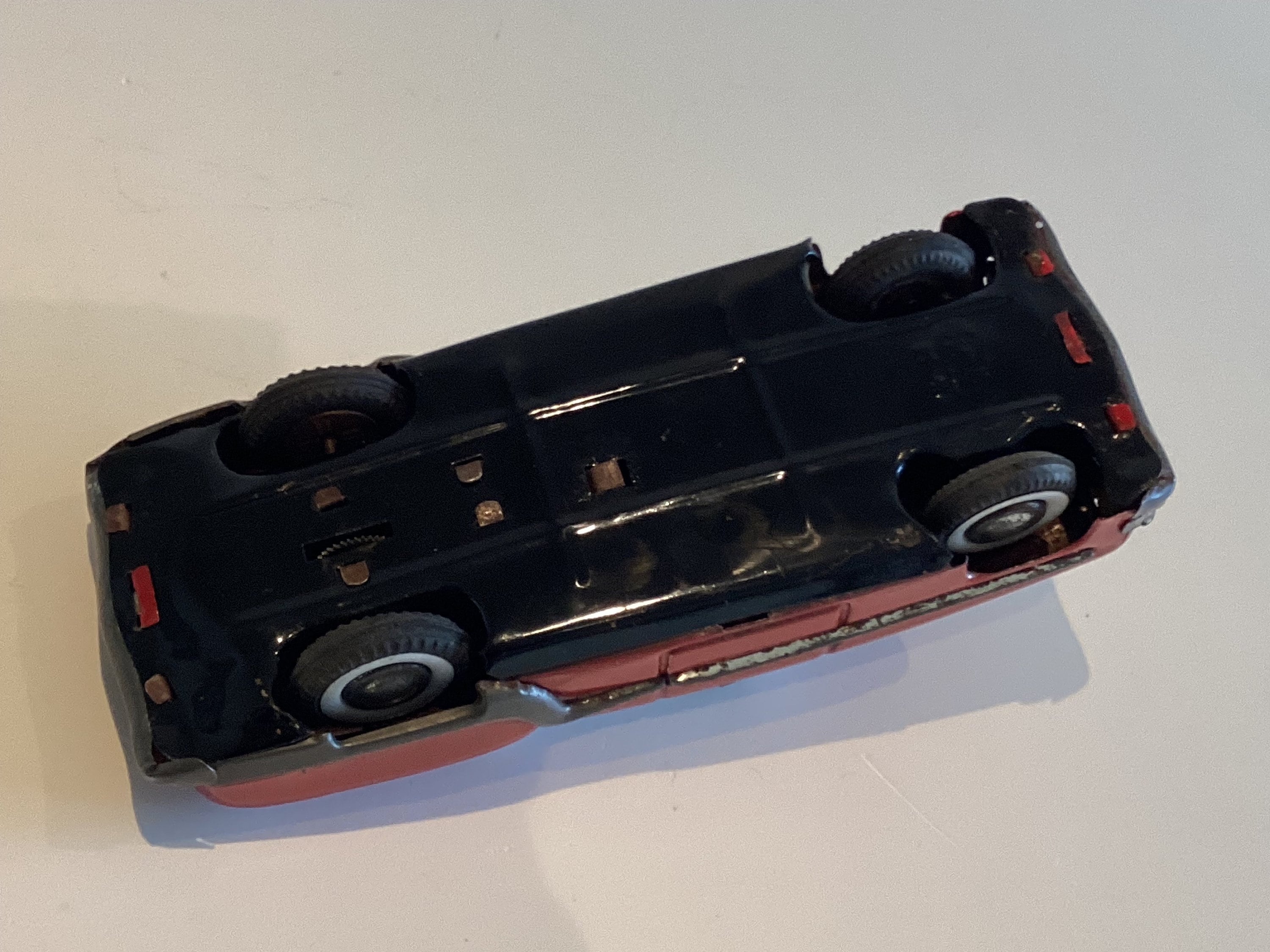 Vintage Toy Car | 1950s Minister Delux - Pontiac Chieftain Convertible - Made in Japan — photo 8 of 9