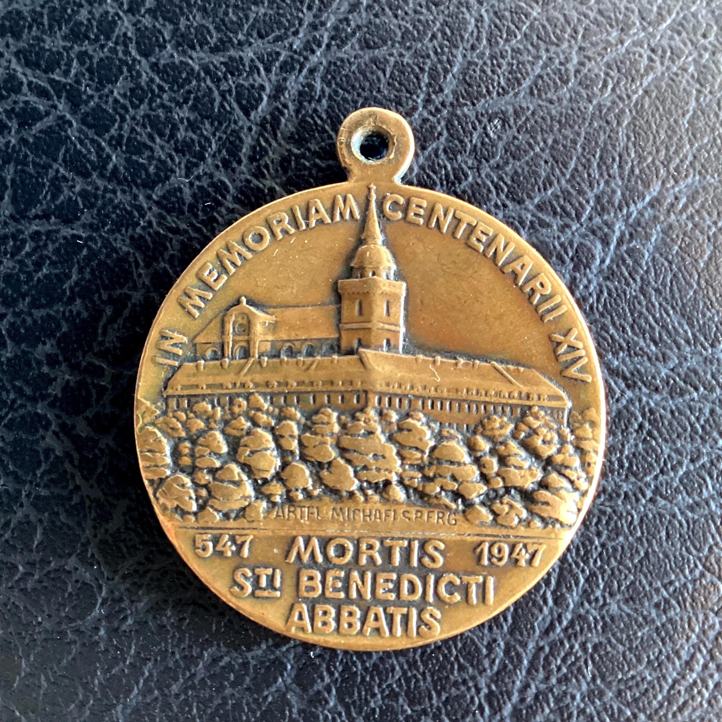 Vintage Medal | 1947 Saint Benedict Bronze Commemorative, 14th Centenary — photo 3 of 4