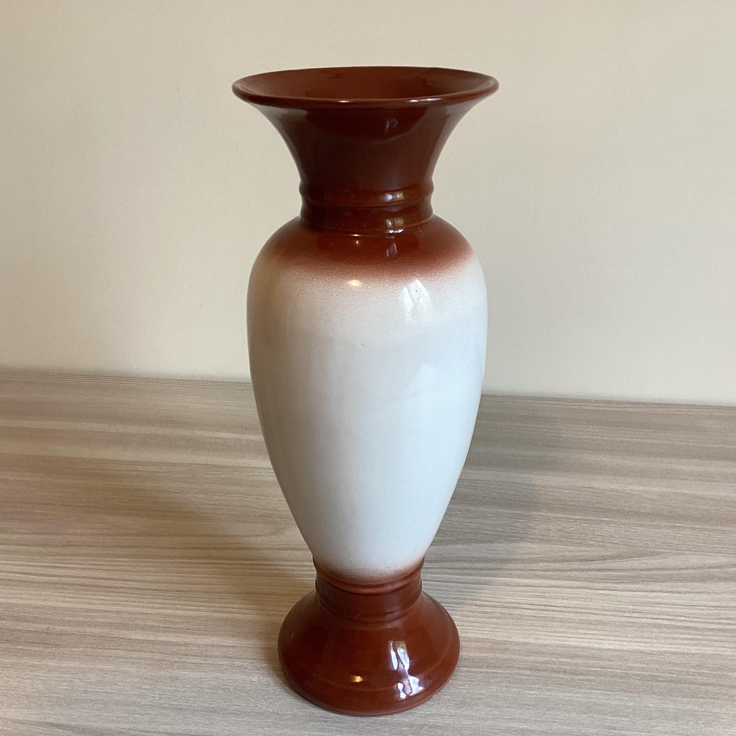 Vintage Art Pottery Vase – Rare Handcrafted Ceramic (1970s) – Made in Ukraine — photo 8 of 9