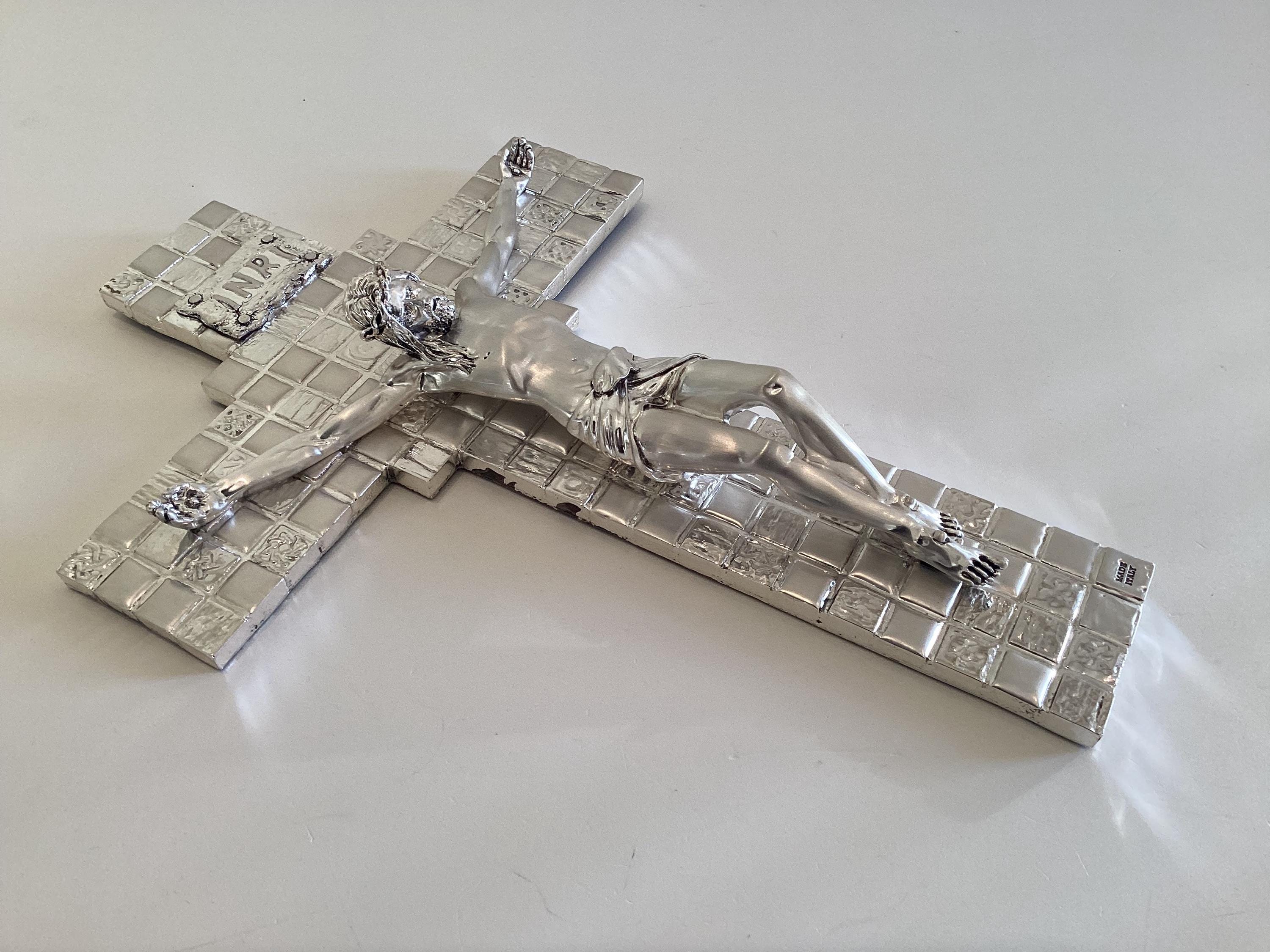 Vintage Crucifix | Italian Silver Resin Religious Art, Polished & Satin Finish Cross — photo 5 of 8