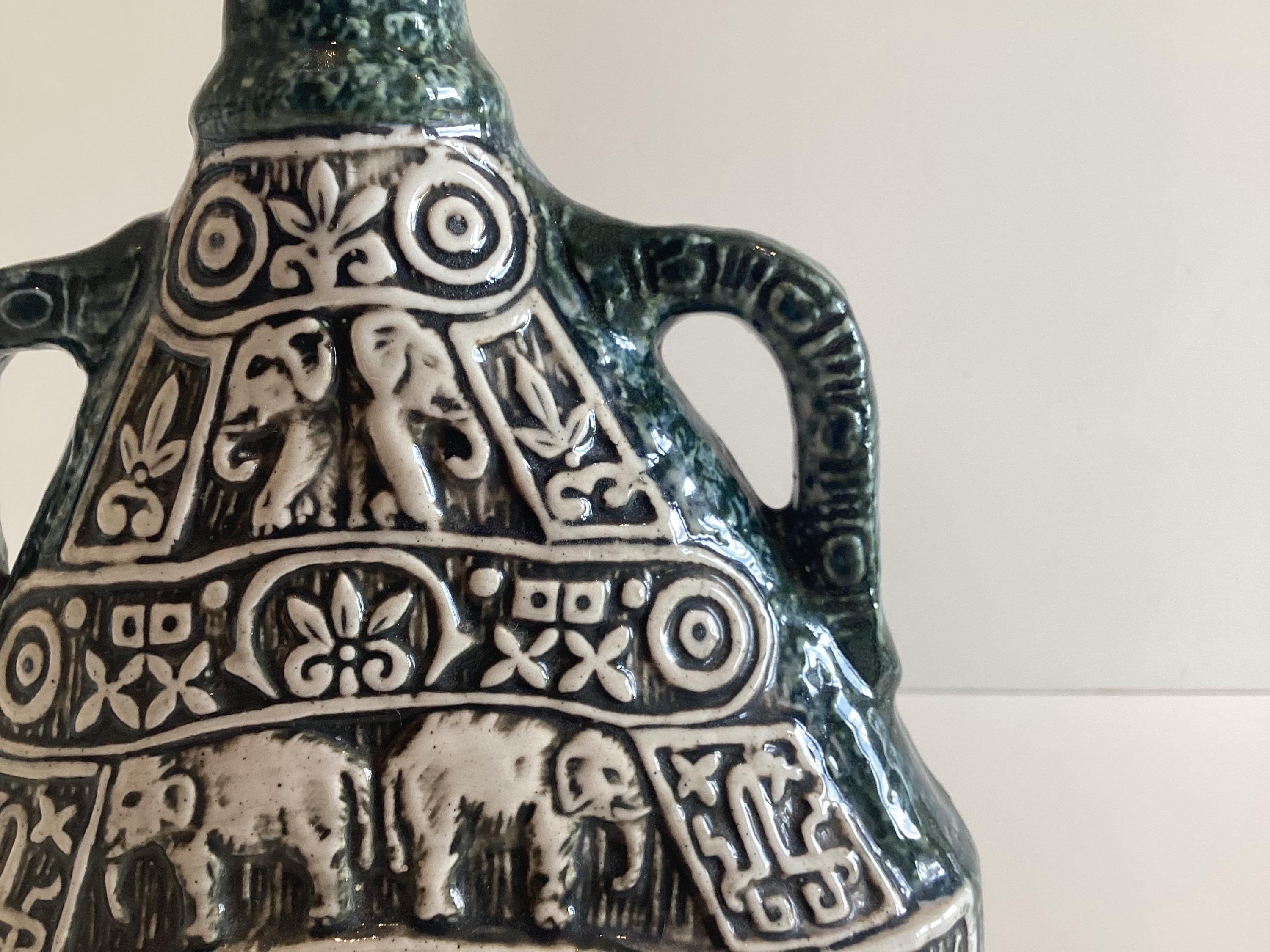 Mid Century Italian Ceramic Vase F.lli Marchi Brescia Green 1950s — photo 10 of 11