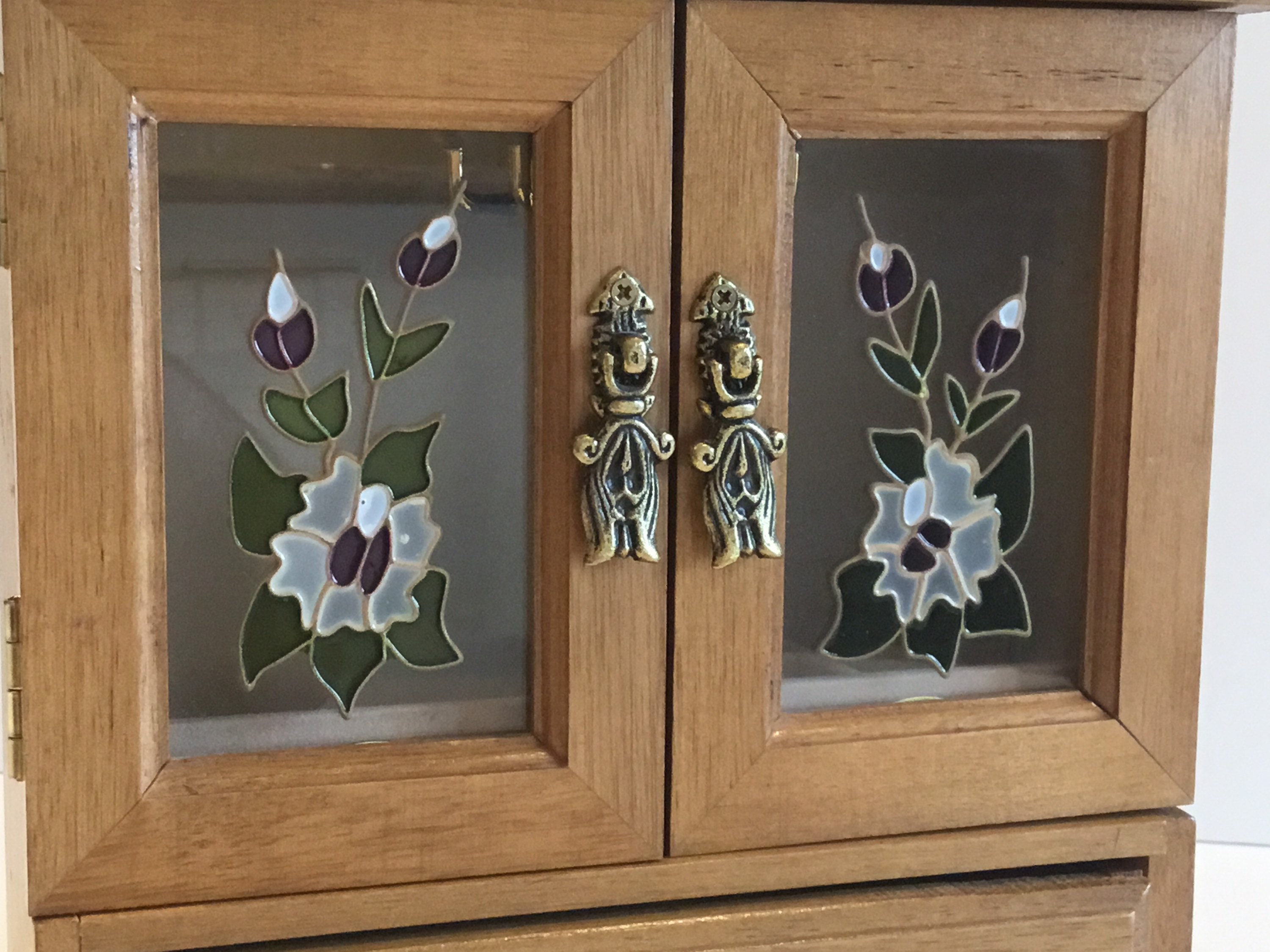 Vintage  Music Box | 1970s Japanese Jewelry Cabinet, Sankyo Mechanism & Relief Glass — photo 10 of 11