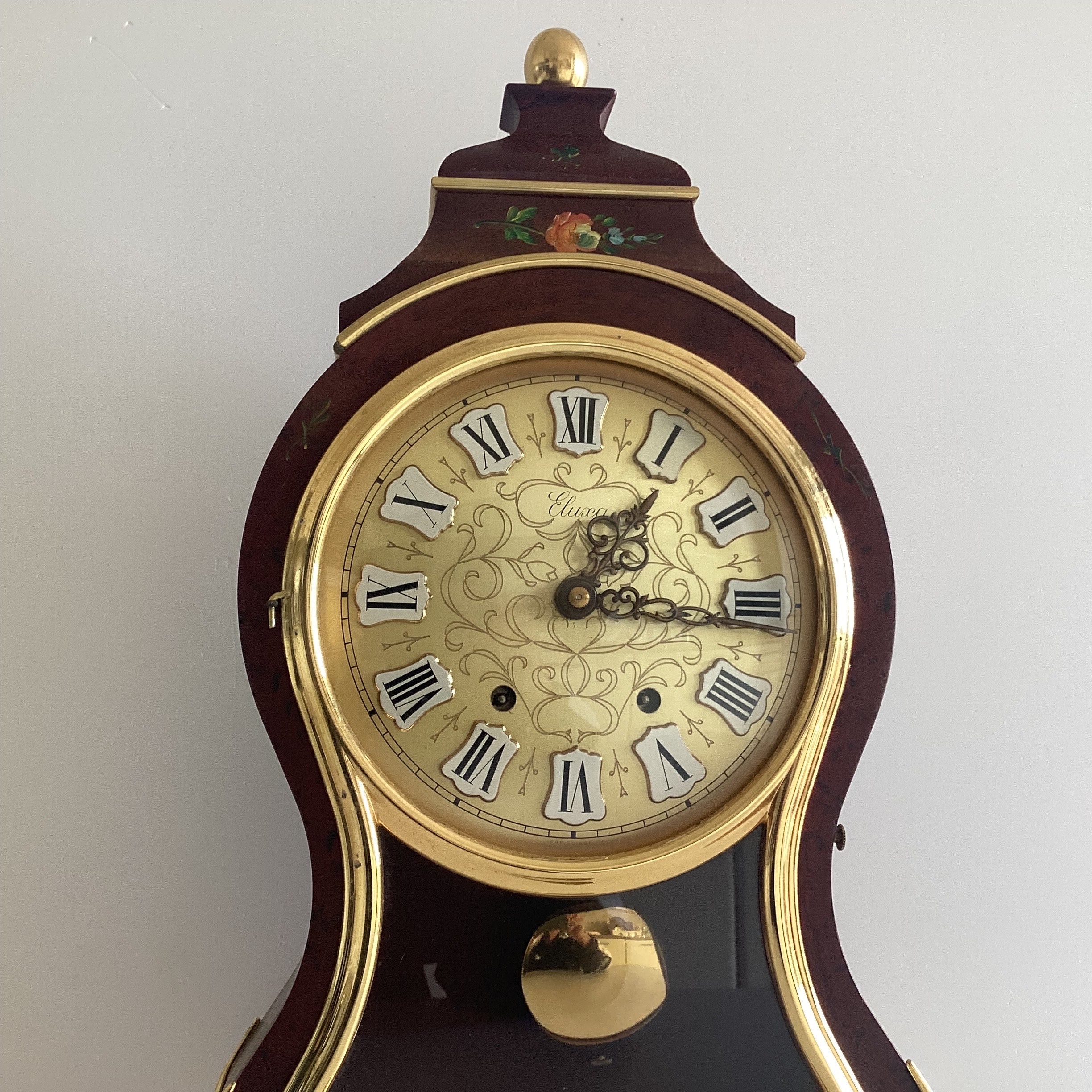 Vintage Swiss Clock – ELUXA Mantel Pendulum Hand-Painted (1960s) — photo 4 of 10