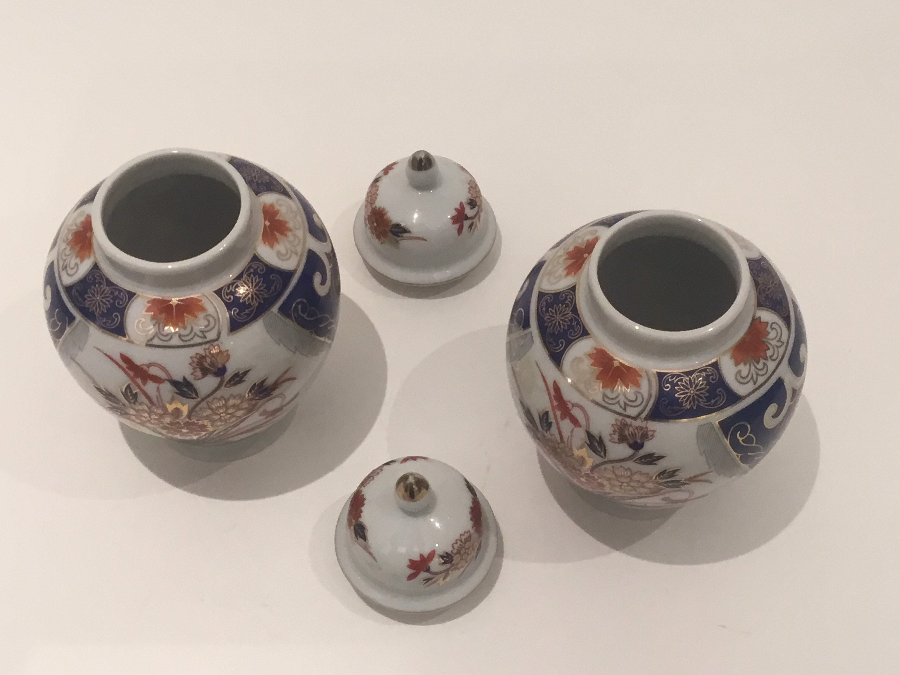 Porcelain Vase 1950s | Home Decor  Collectible, Japanese Arita Imari Eiwa Kinsei — photo 4 of 11