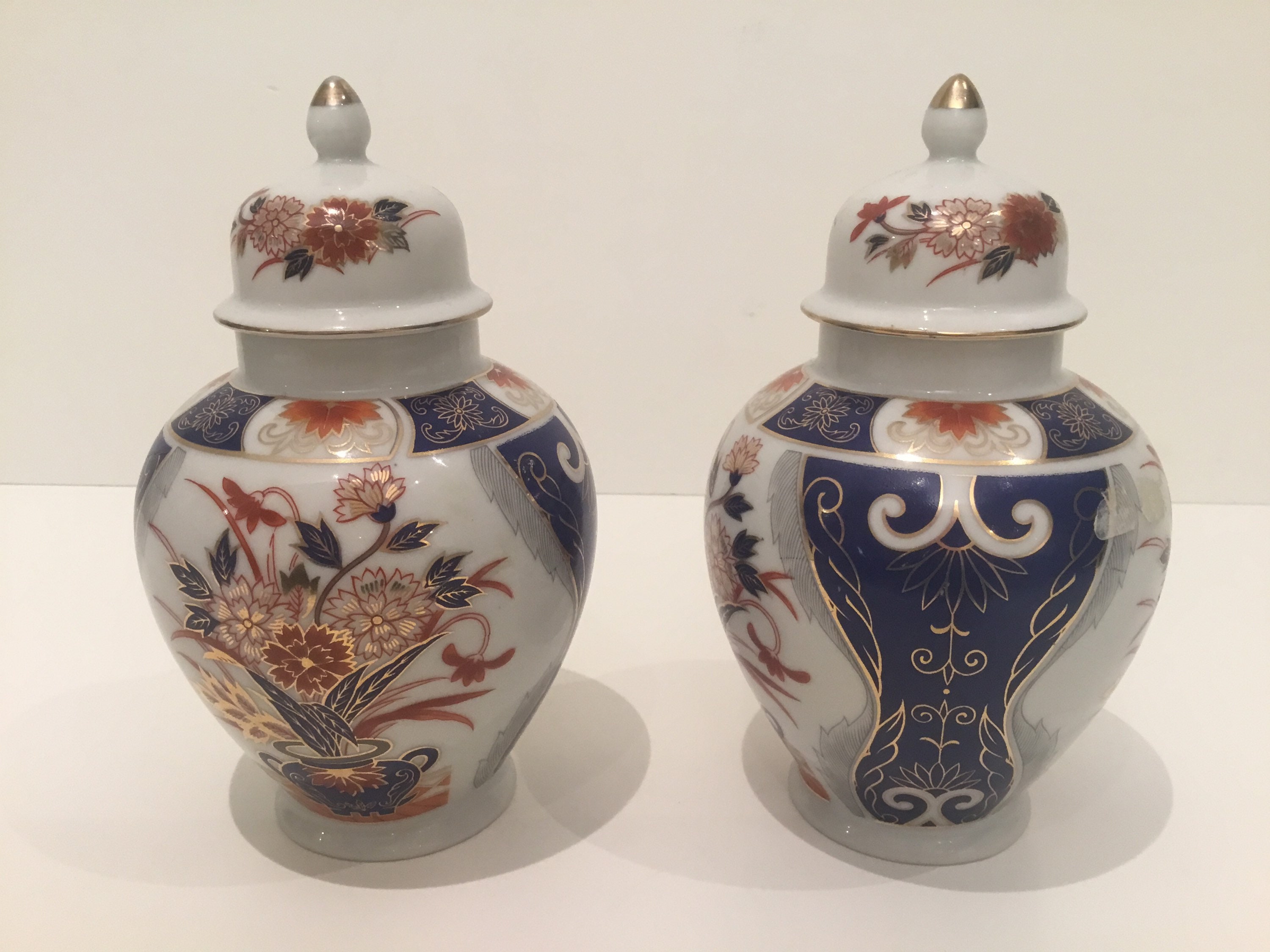 Porcelain Vase 1950s | Home Decor  Collectible, Japanese Arita Imari Eiwa Kinsei — photo 6 of 11