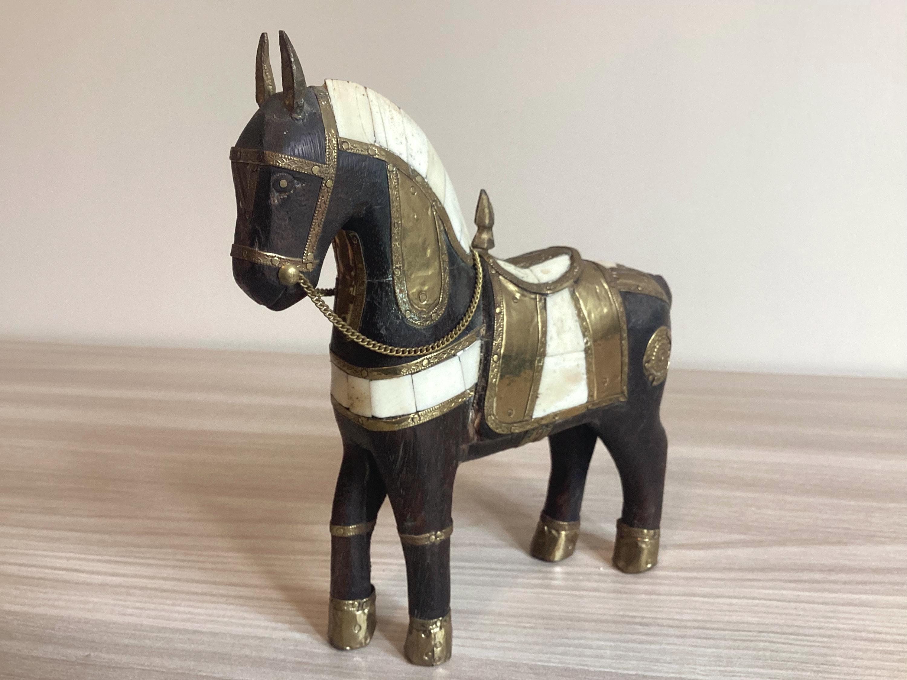 Vintage Sculpture | 1950s Majestic Indian Marwari Horse, Collecible Wooden Art — photo 4 of 9