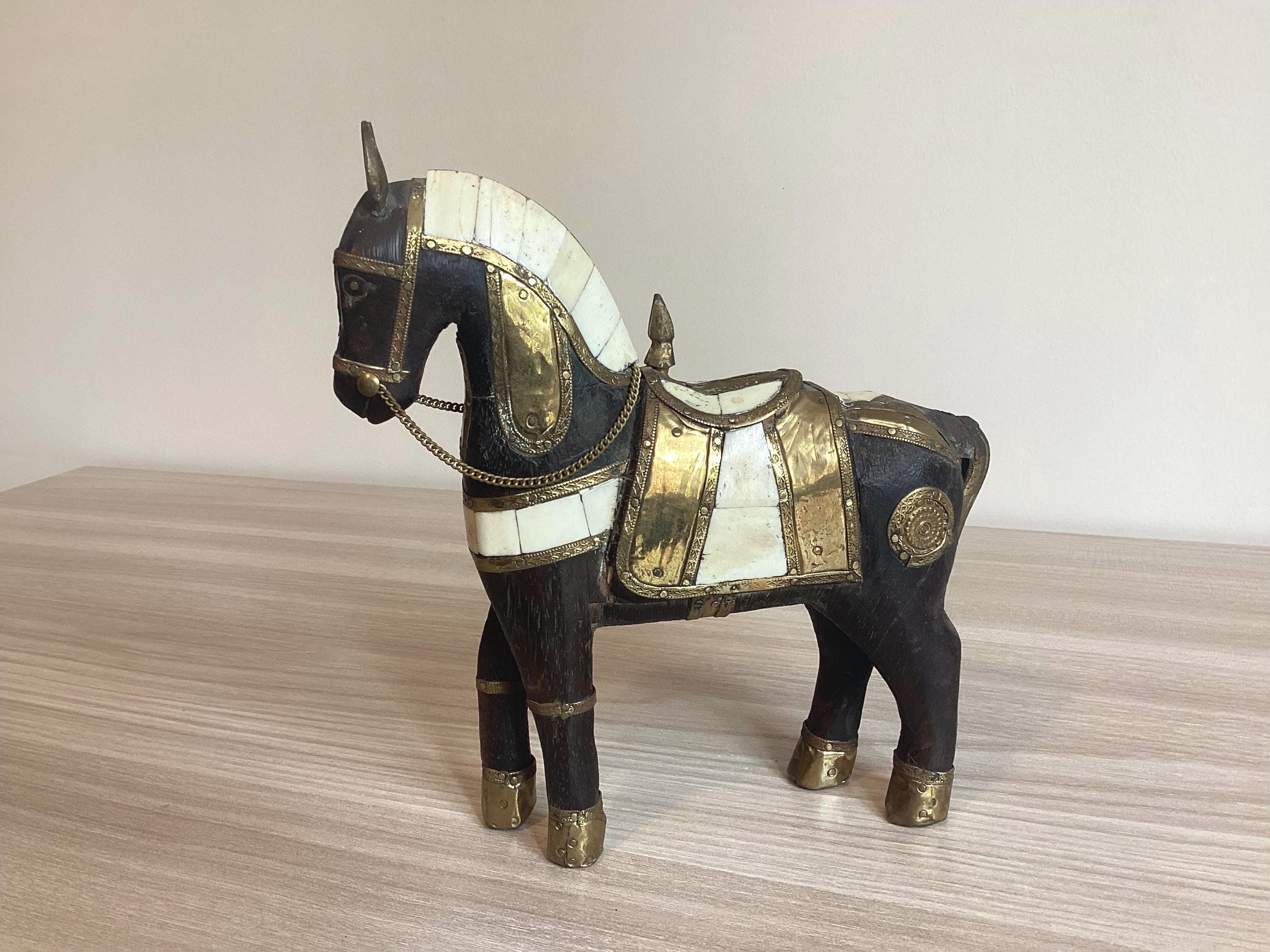 Vintage Sculpture | 1950s Majestic Indian Marwari Horse, Collecible Wooden Art — photo 9 of 9