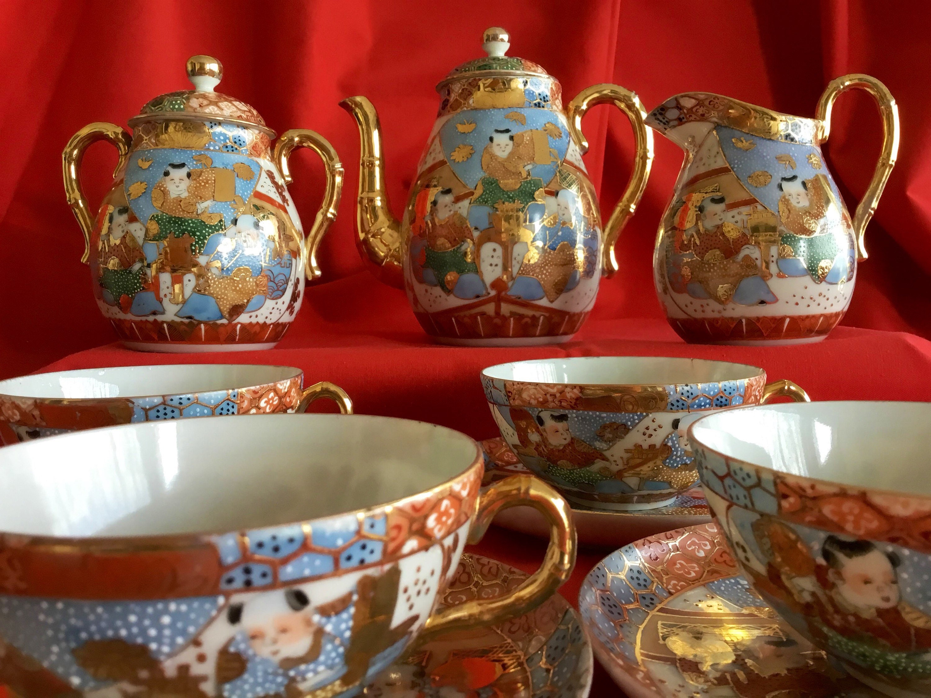 Satsuma Porcelain Set | 1920s Japanese Tea Service, 24k Gold Hand-Painted, Complete set — photo 4 of 10
