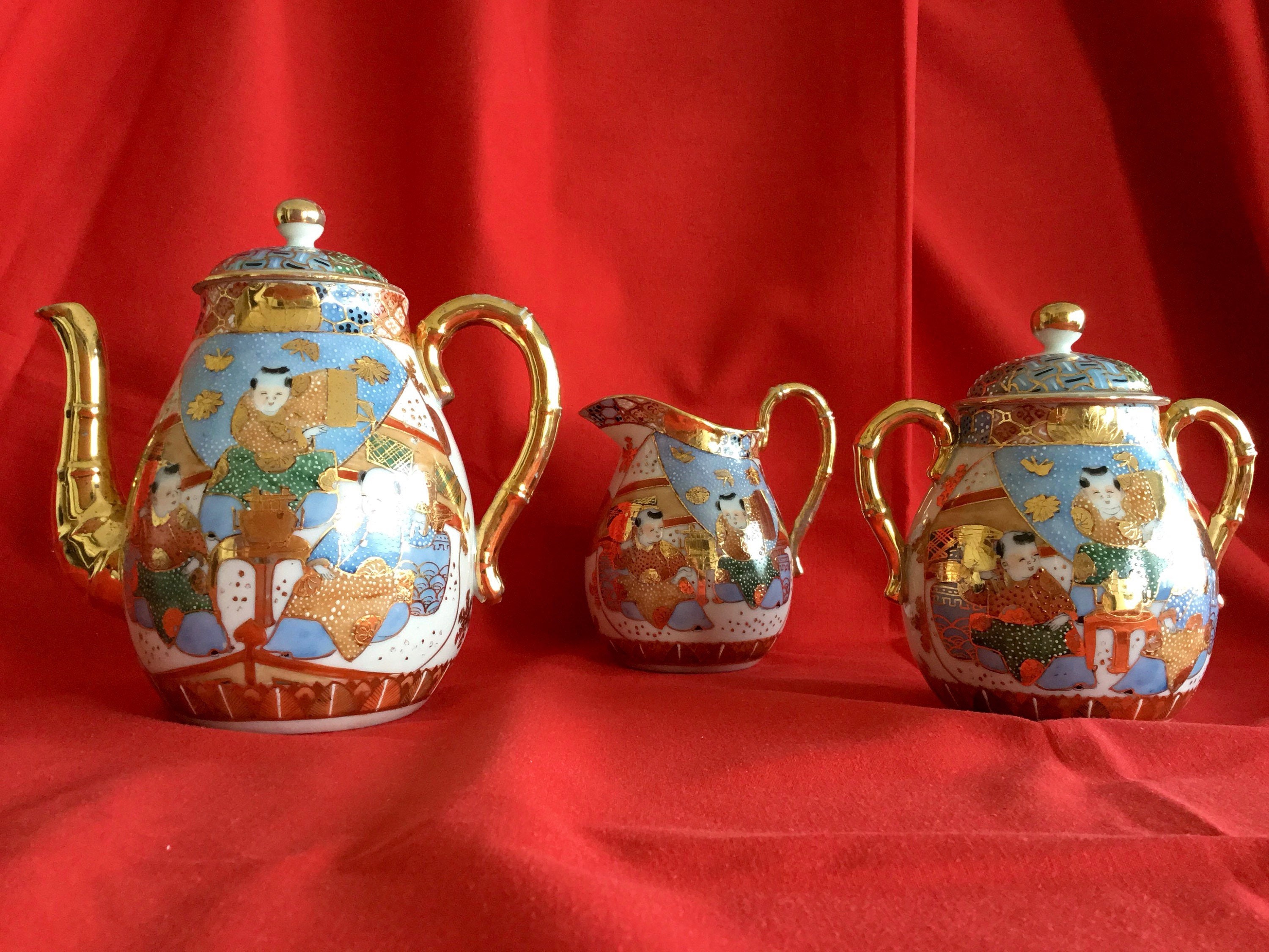 Satsuma Porcelain Set | 1920s Japanese Tea Service, 24k Gold Hand-Painted, Complete set — photo 5 of 10