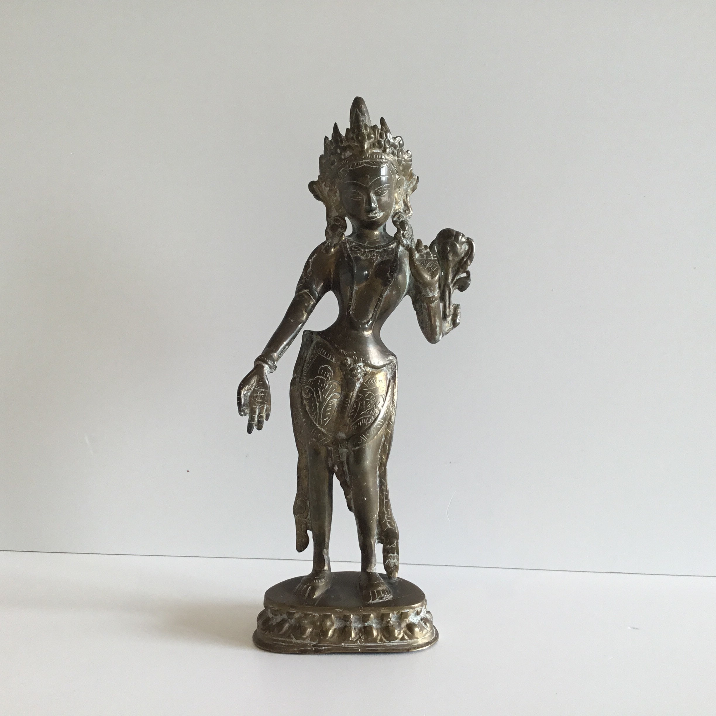 Vintage Bronze Tara Statue | Tibetan Buddhist Deity Figurine, 1900s Asian Sculpture — photo 2 of 10