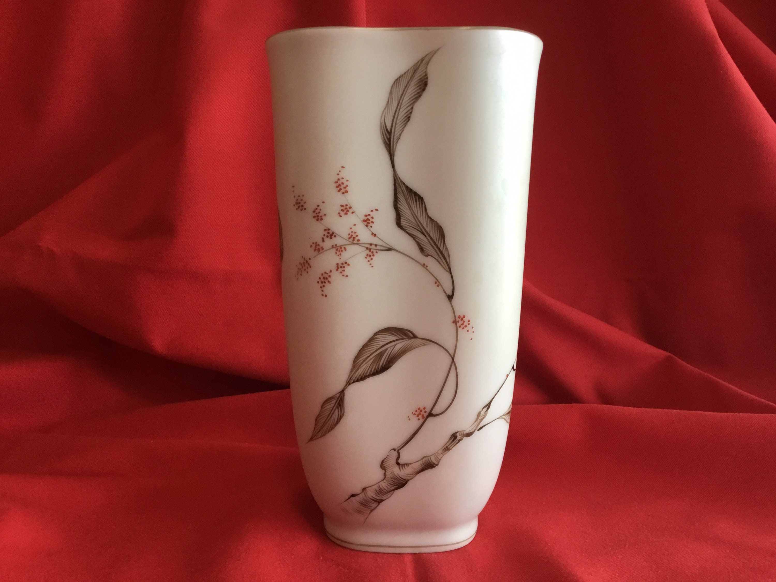 Vintage Rosenthal Vase – Hand-Painted Flower Design (1940s, Selb, Germany) — photo 2 of 5