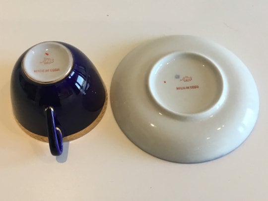 Vintage Porcelain Tea & Coffee Set (1970s, Blue an Gold, Lomonosov) — photo 9 of 10